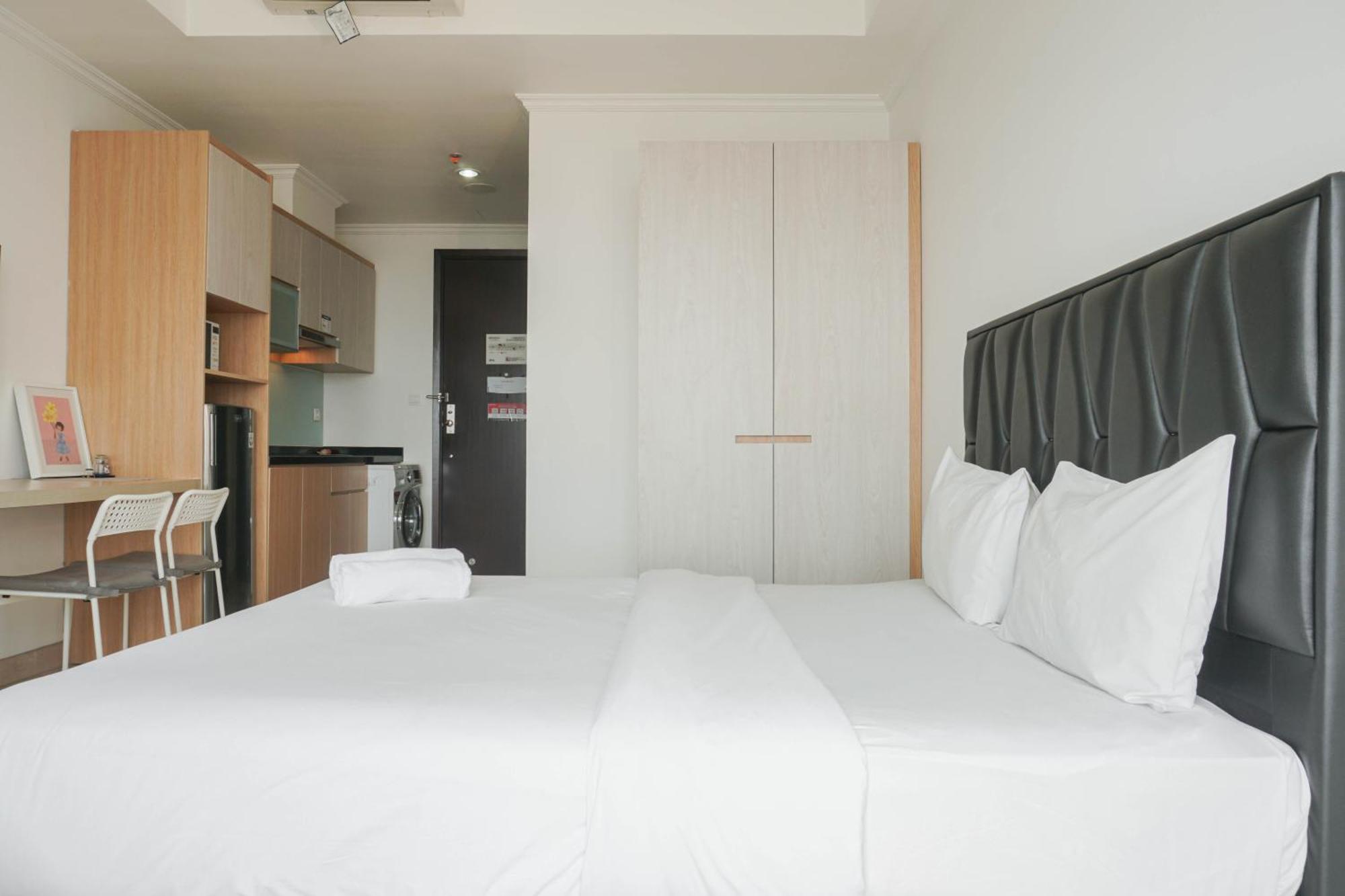 Minimalist And Strategic At Menteng Park By Travelio Jakarta