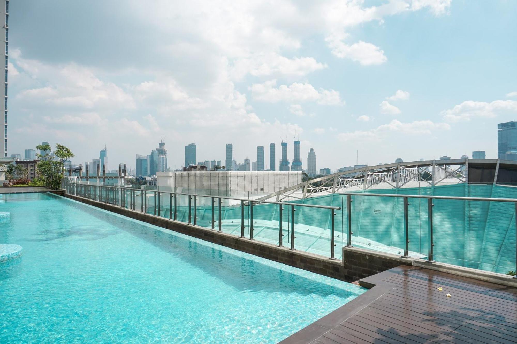Apartment Minimalist And Strategic At Menteng Park By Travelio Jakarta