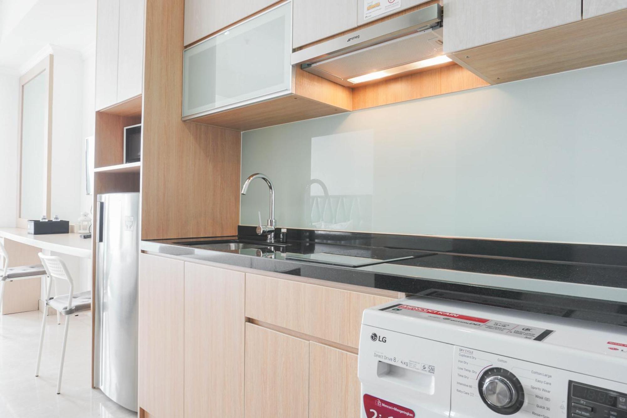 Minimalist And Strategic At Menteng Park By Travelio *