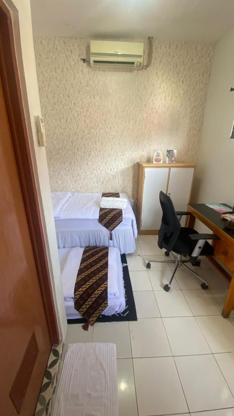Casa de hóspedes Dyaza Lv Grogol