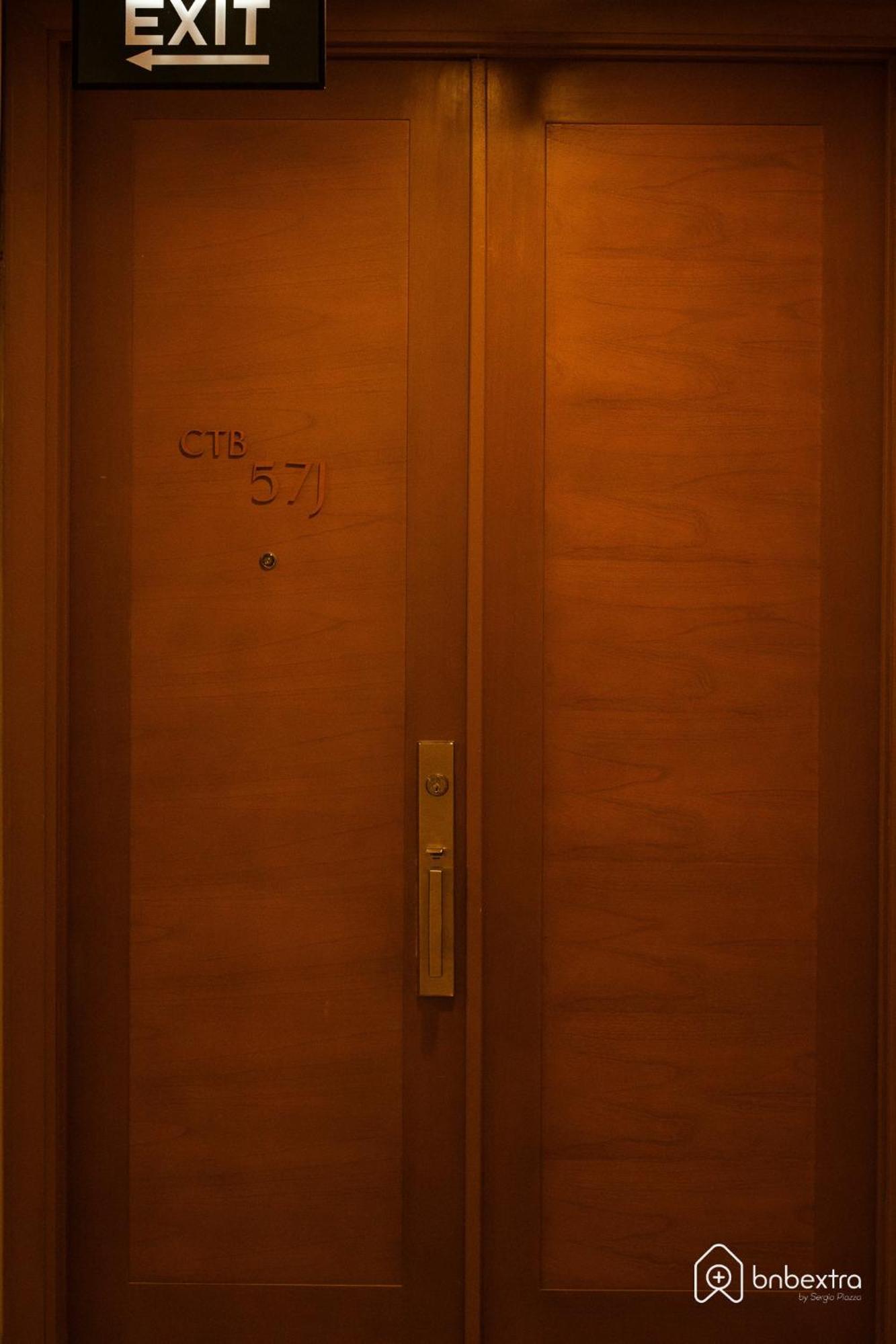 Apartment Premium 3br, 57th Floor, Italian Design