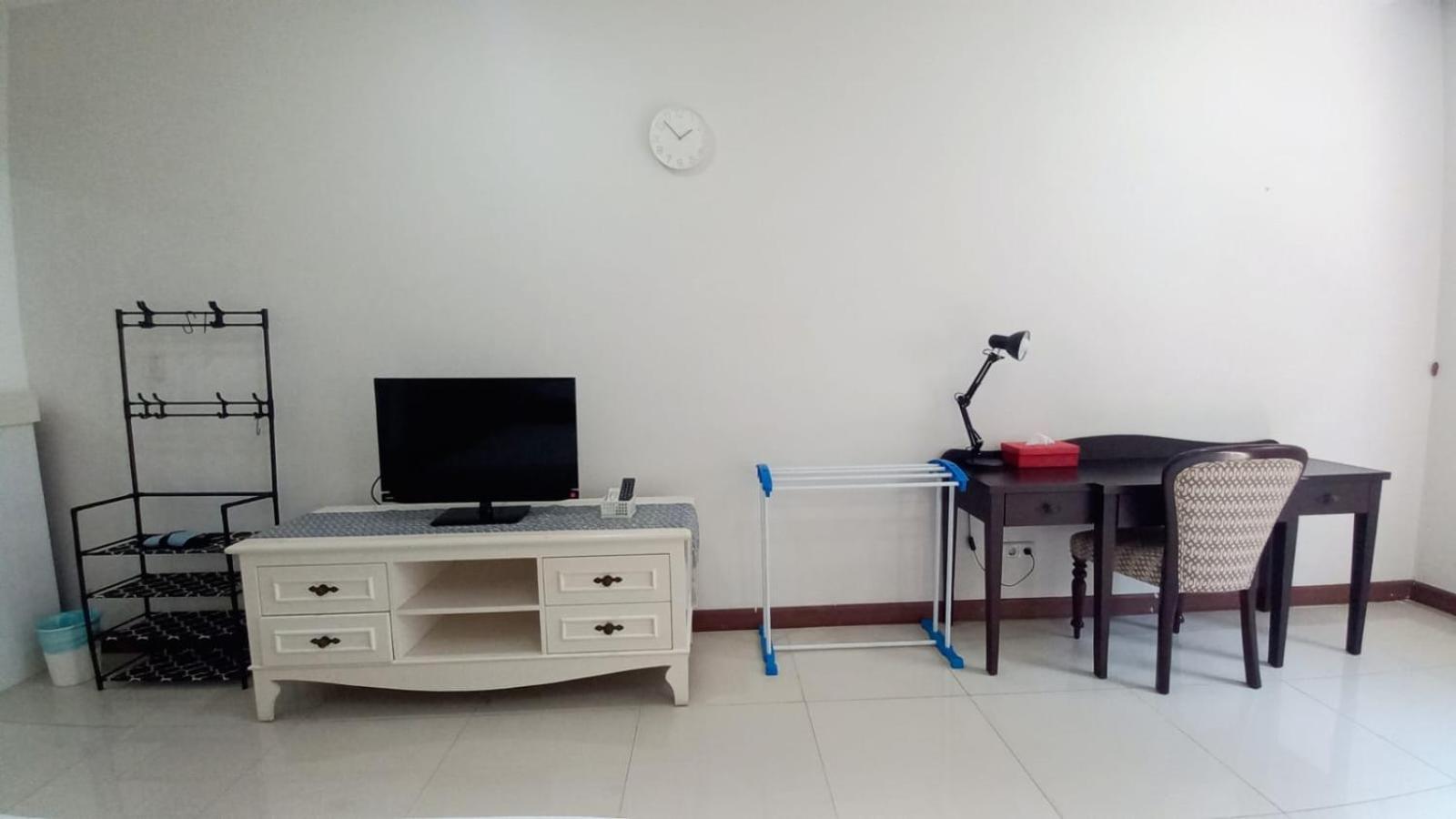 Mansion28 Dharmawangsa Serviced *
