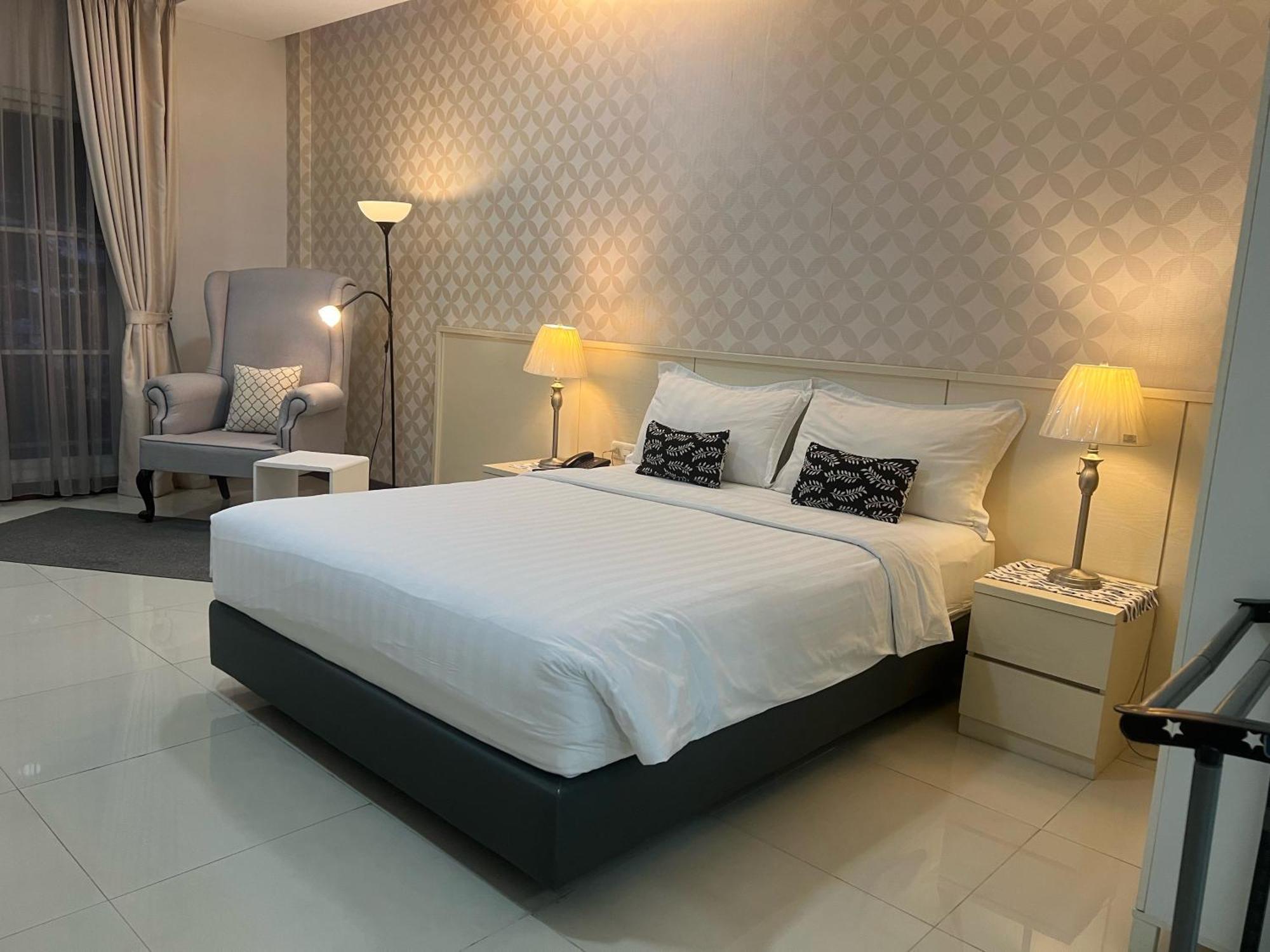 Mansion28 Dharmawangsa Serviced