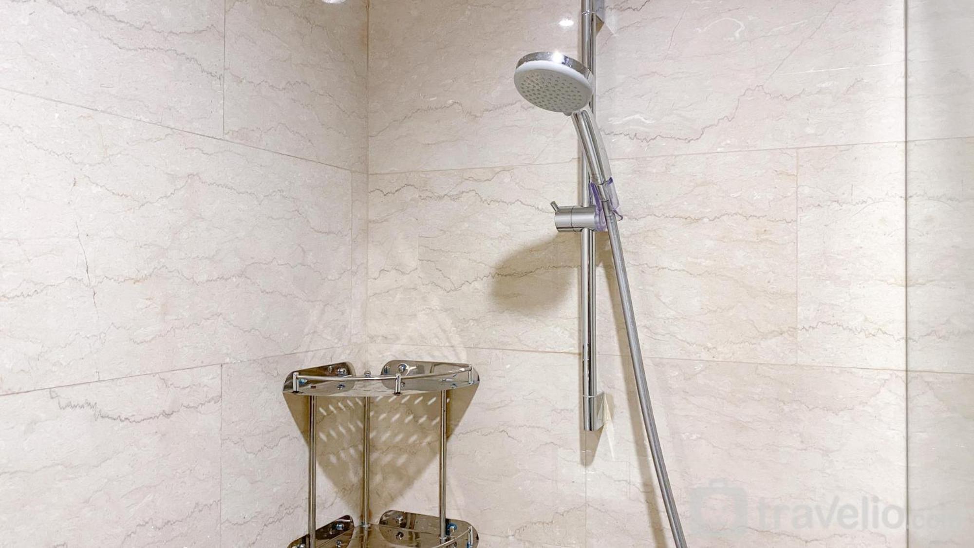 Apartment Comfy And Elegant 2br With Private Lift At Menteng Park By Travelio *