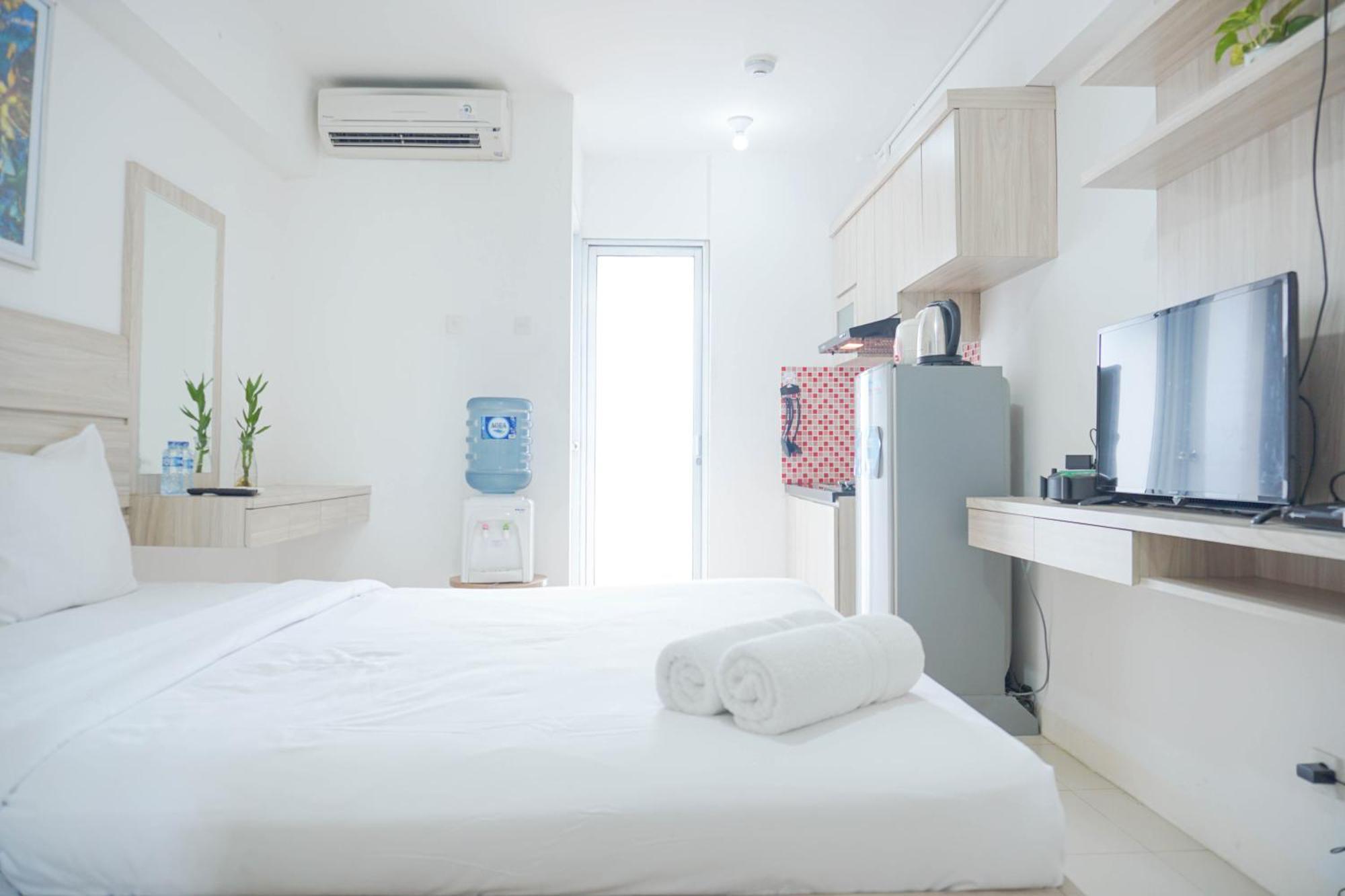 Cozy And Homey At Bassura By Travelio Apartment *
