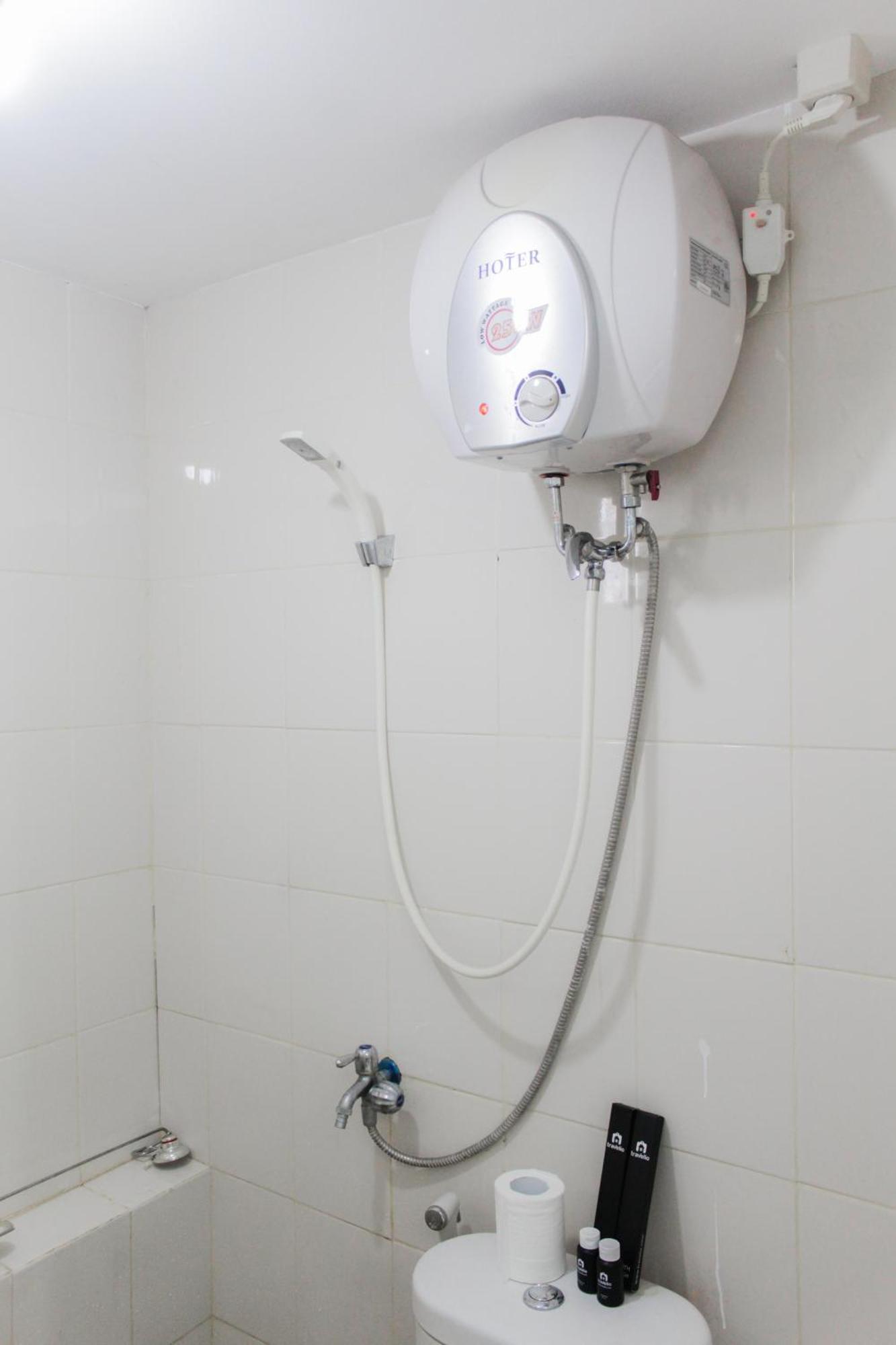 Apartment Homey And Cozy 2br Bassura Near Mall By Travelio Jakarta