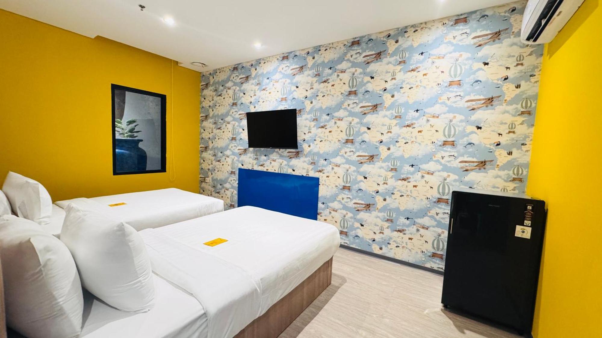 Yellow Bee Cililitan 4* Jakarta