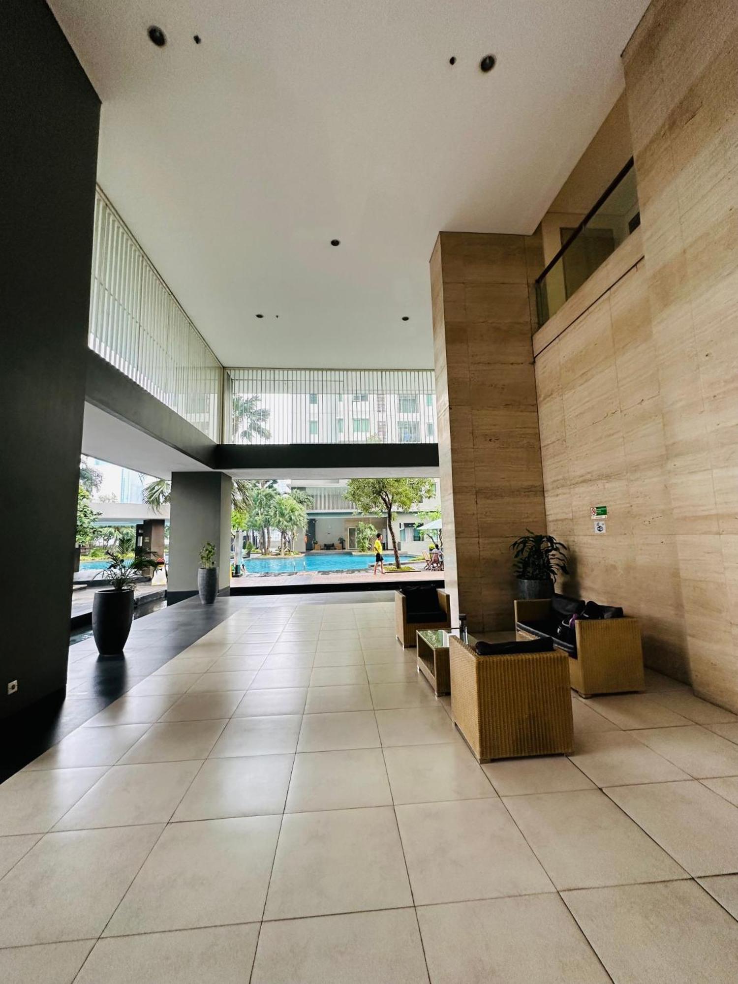 Stunning Comfy Spacious At The Heart Of *