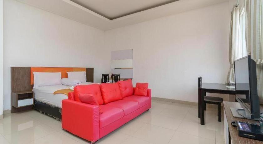 Hotel Ragunan Syaridin Mitra Reddoorz 2*
