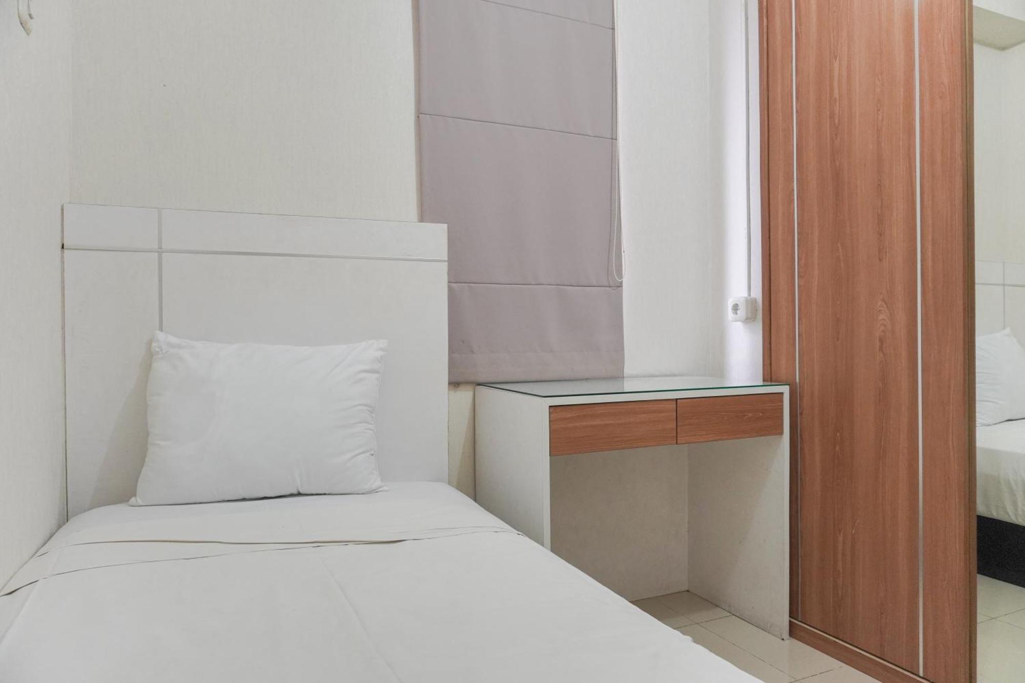 Elegant And Comfy 2br Above Mall At Bassura By Travelio Apartment *