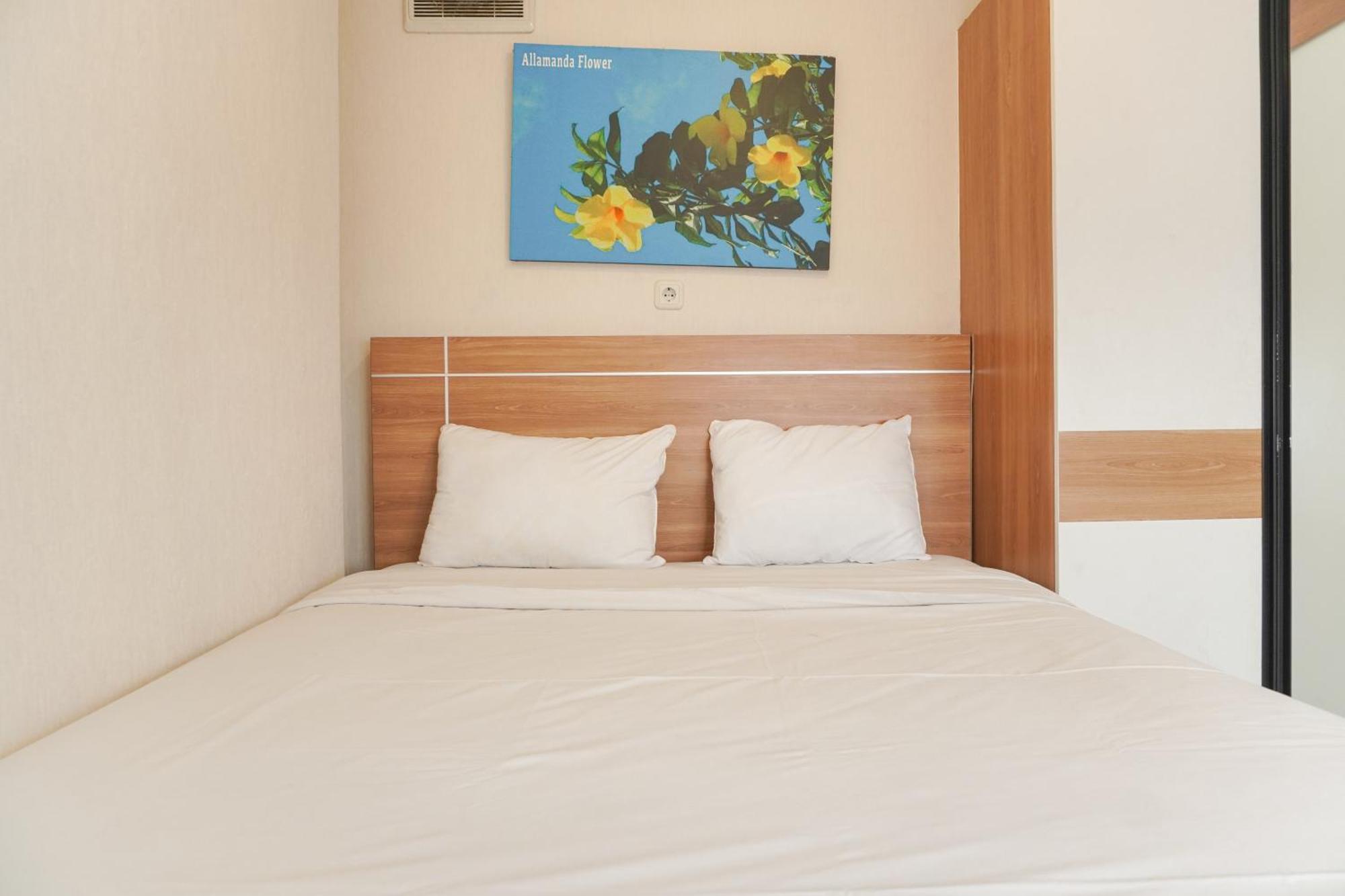 Elegant And Comfy 2br Above Mall At Bassura By Travelio * Jakarta