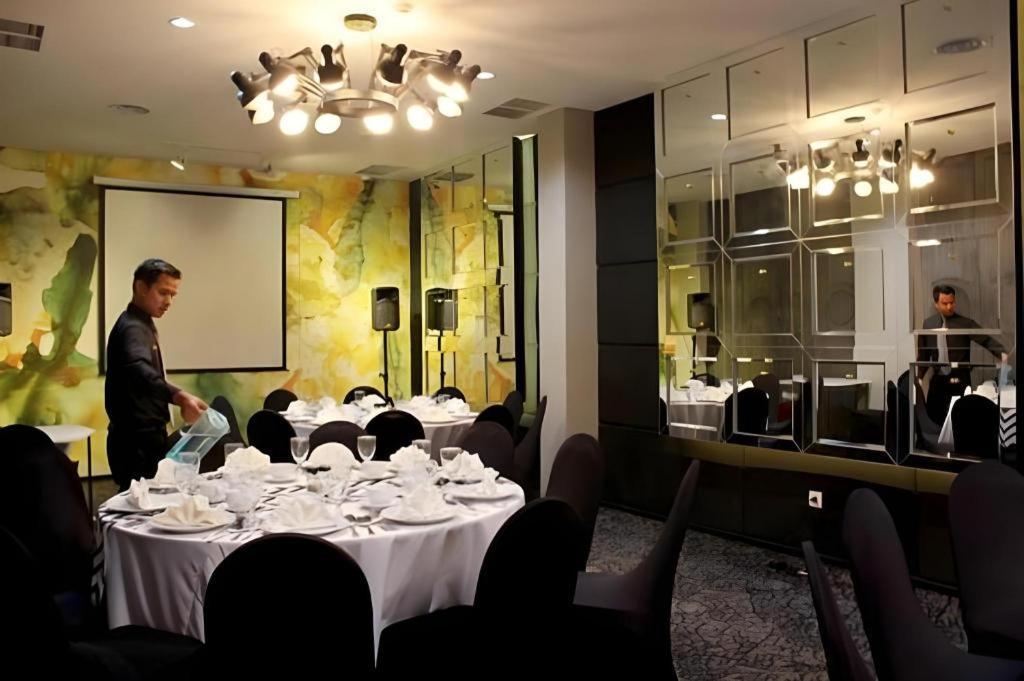 Hotel Couleur Cengkareng 2*