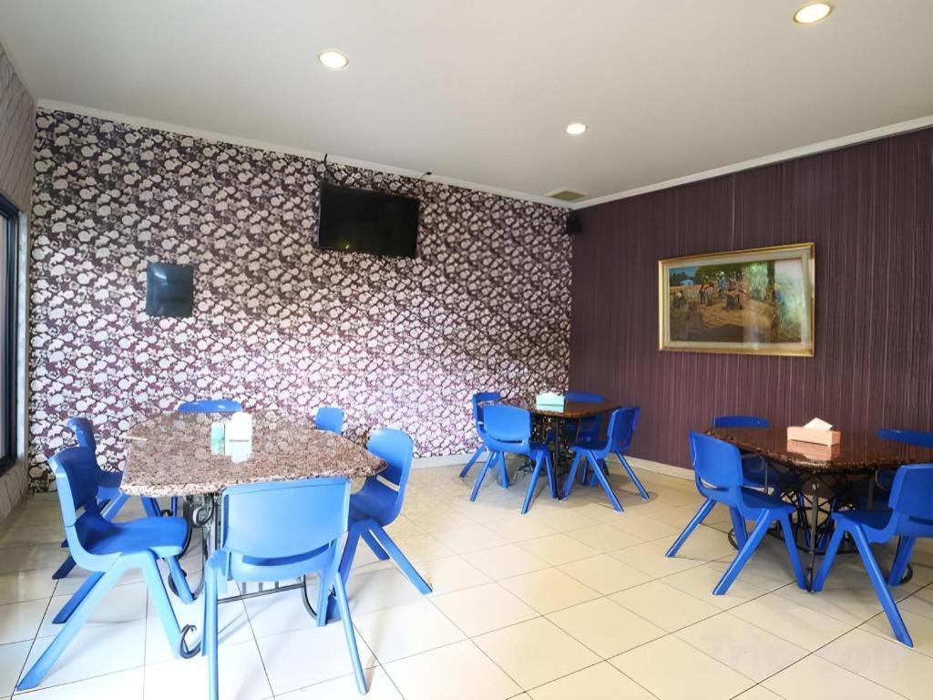 678 Kemang Powered By Cocotel Hotel Jakarta
