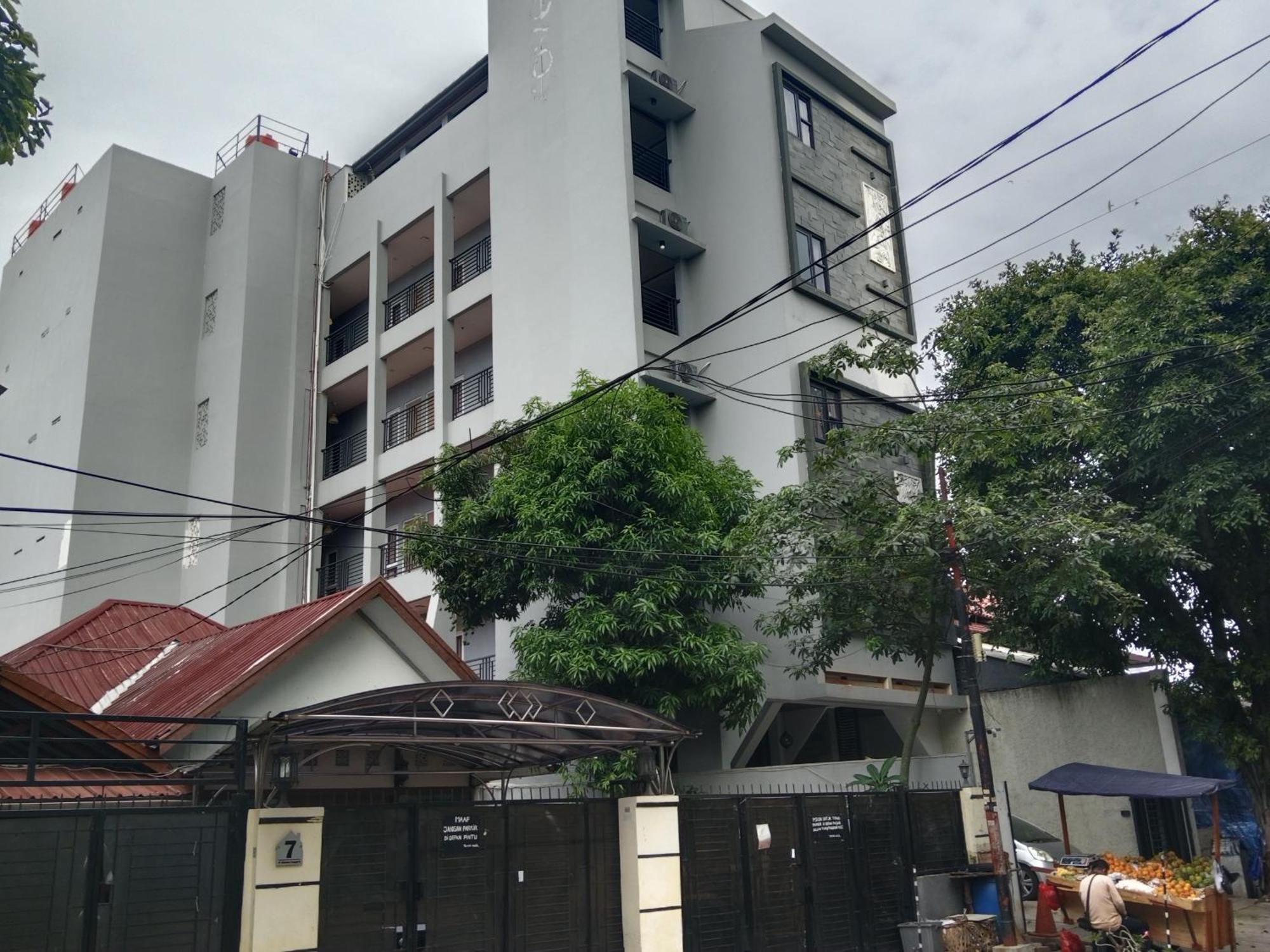 Denz Premiere Salemba Jakarta