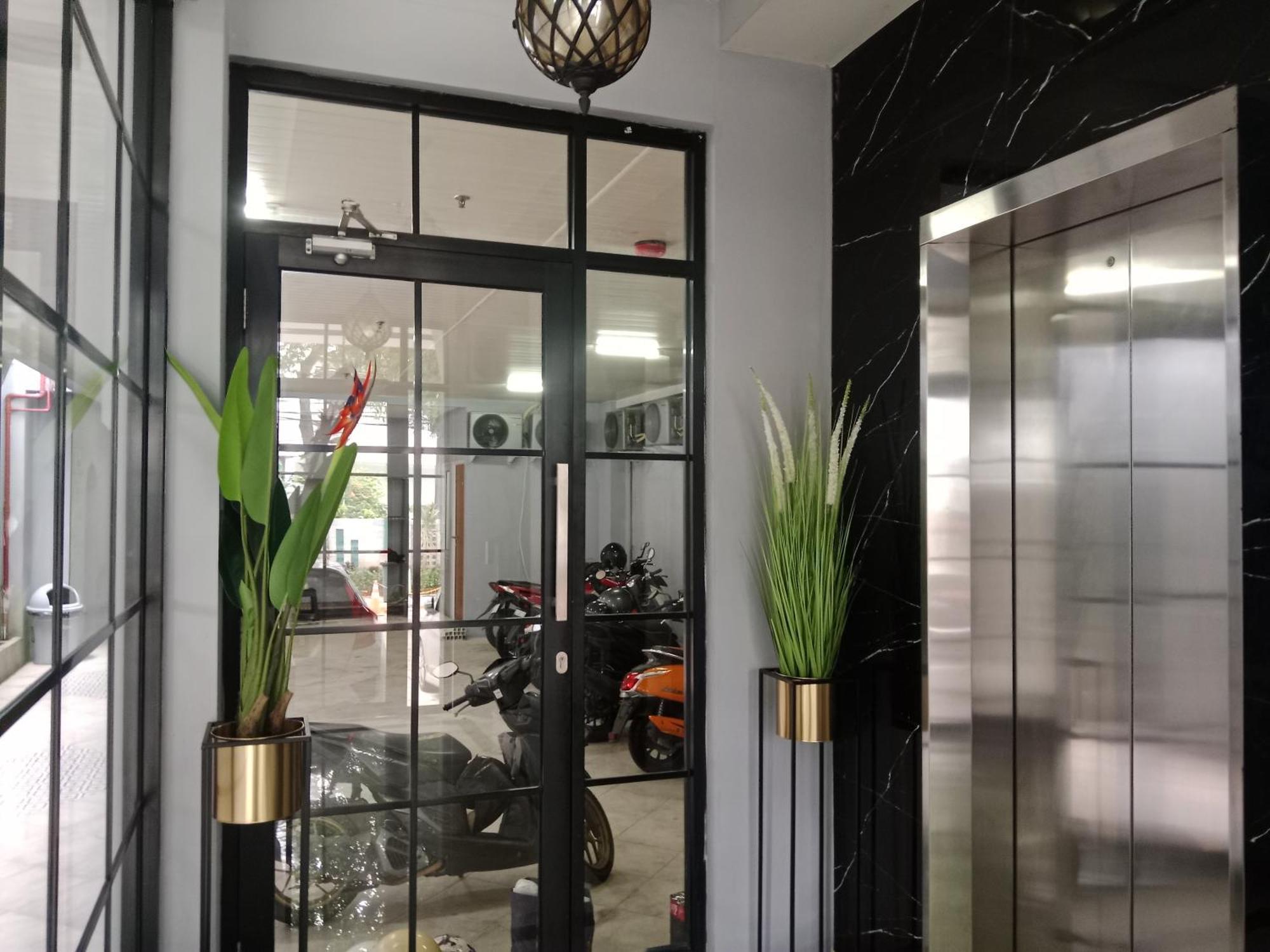 Hotel Denz Premiere Salemba Jakarta