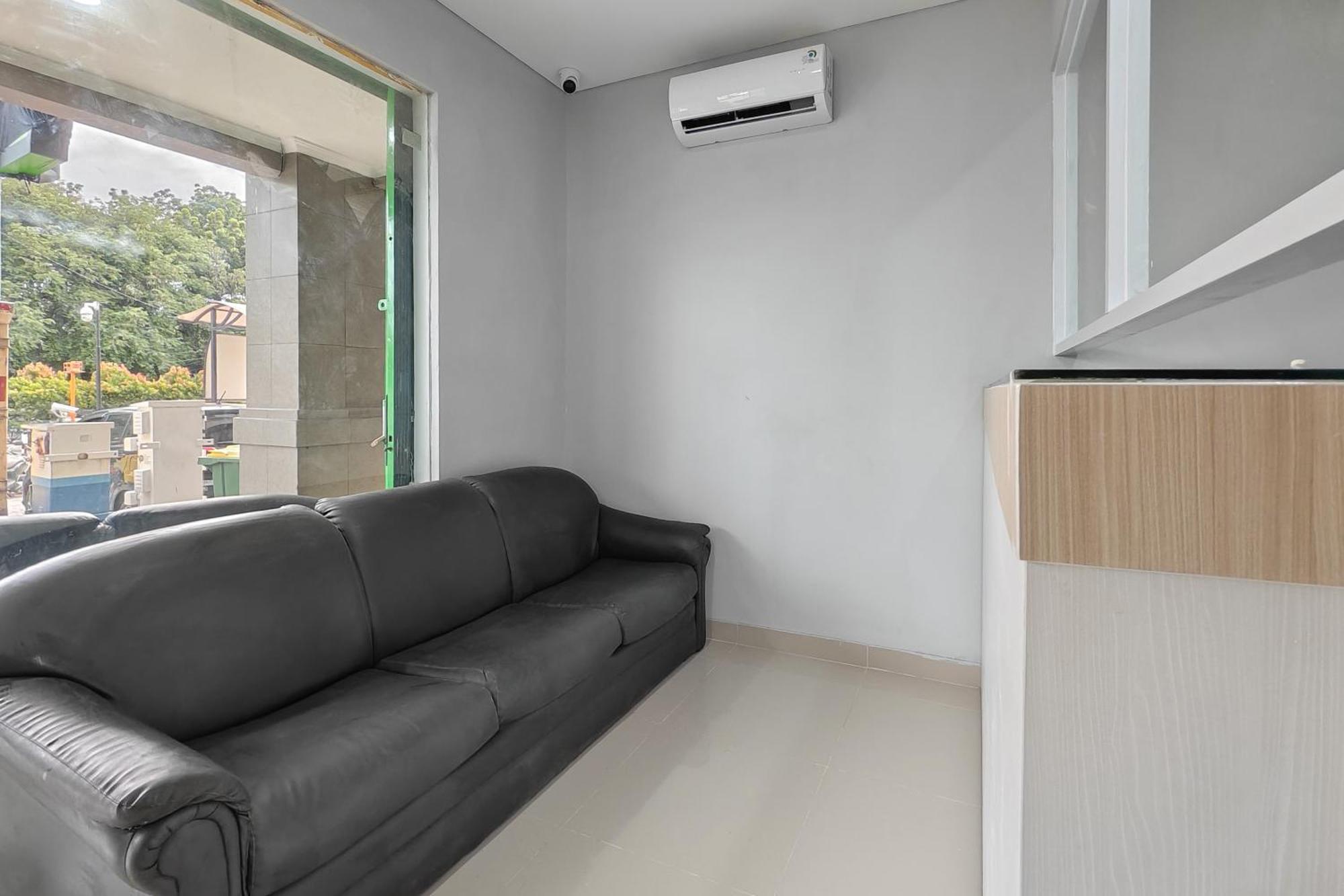 Urbanview Sunter Hotel