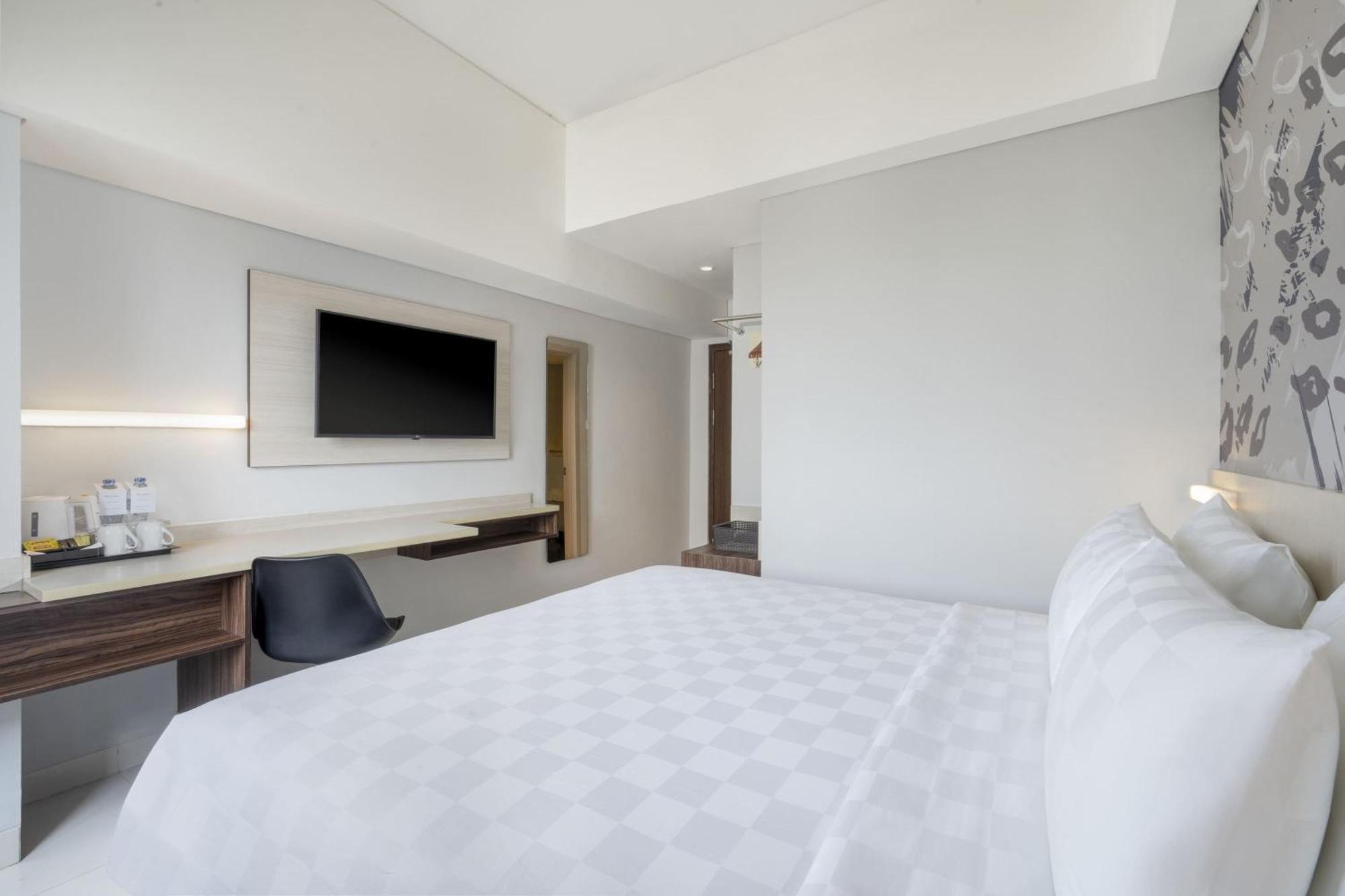 Hotel Swiss-belexpress Cideng 2*