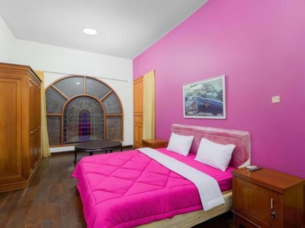 Hotel Capital O 90696 Tobana House Bintaro