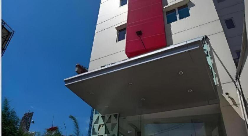 Cikini Hotel 2*