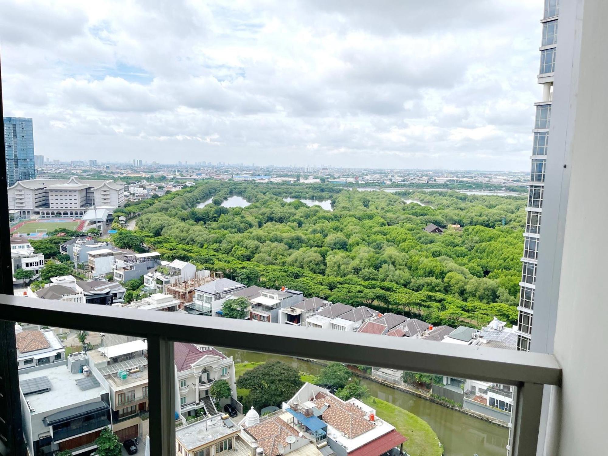 Gold Coast Pik Sea View By Longesuites Jakarta