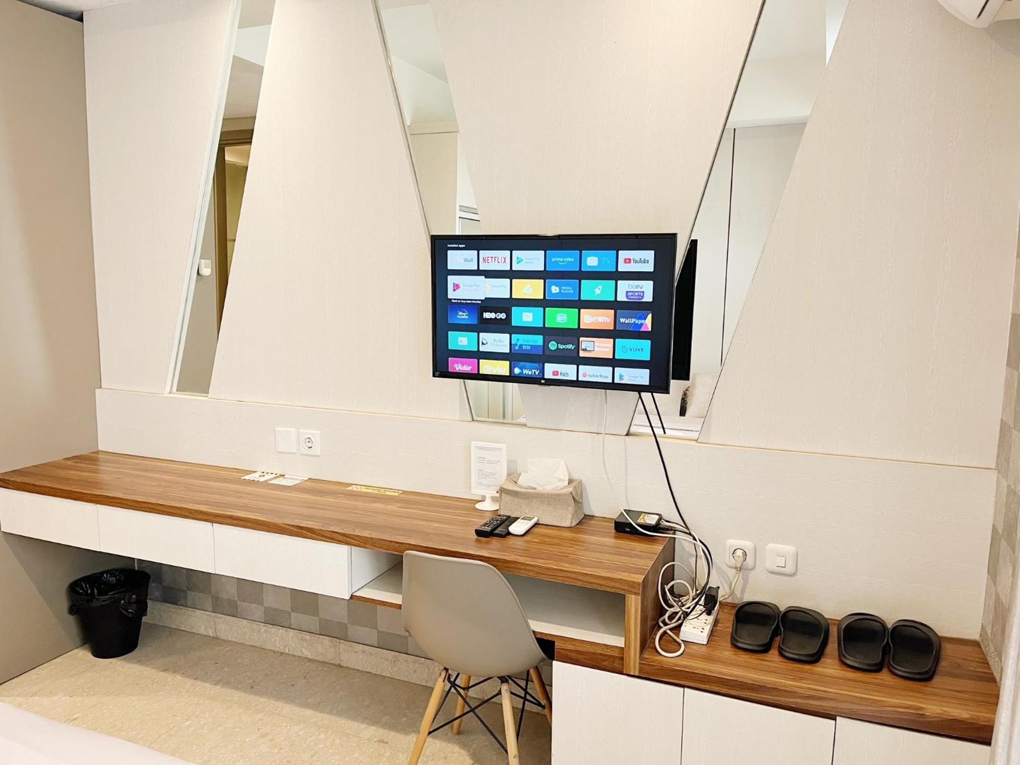 Gold Coast Pik Sea View By Longesuites * Jakarta