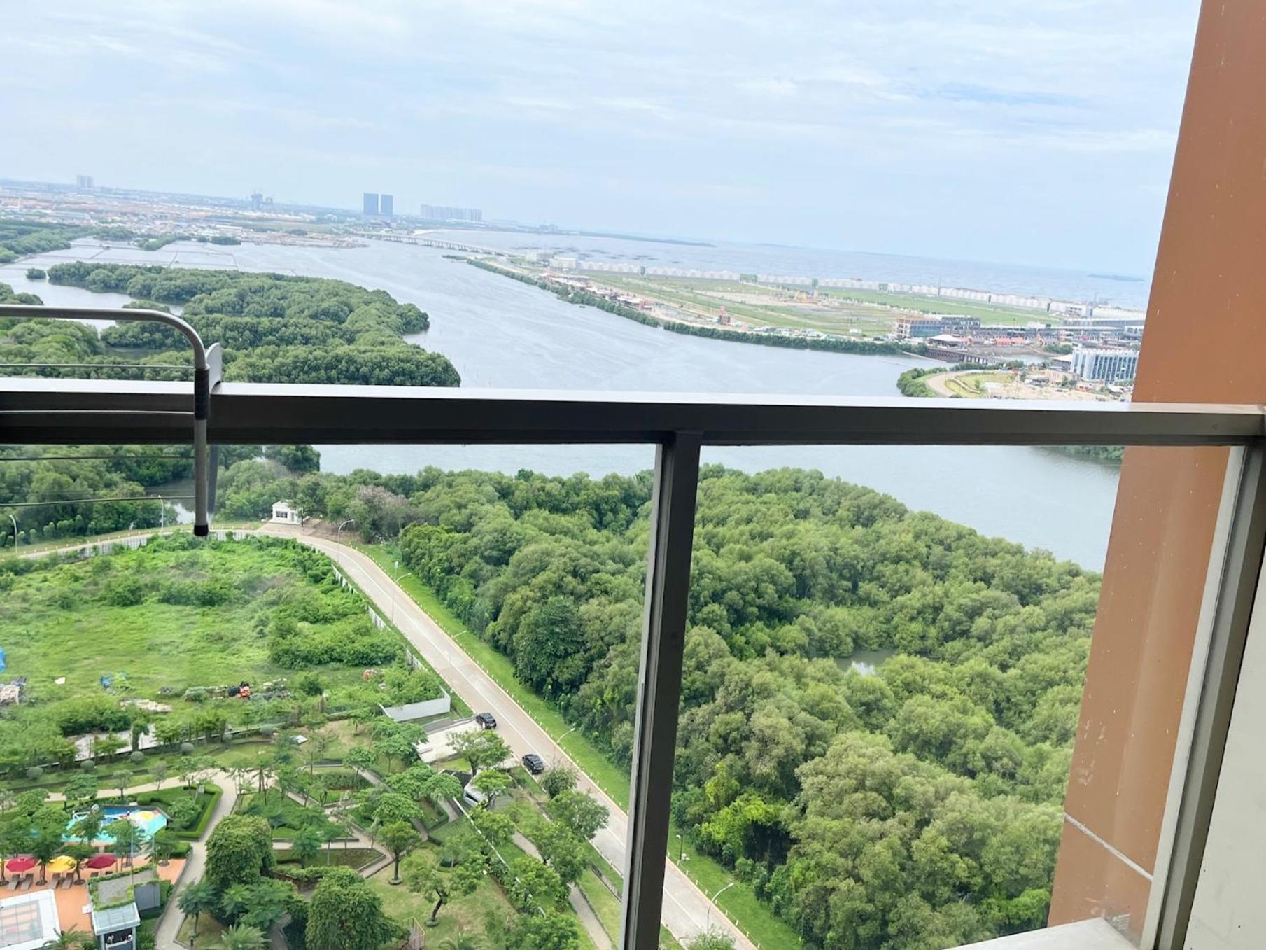 Appartement Gold Coast Sea View By Rentrooms Jakarta