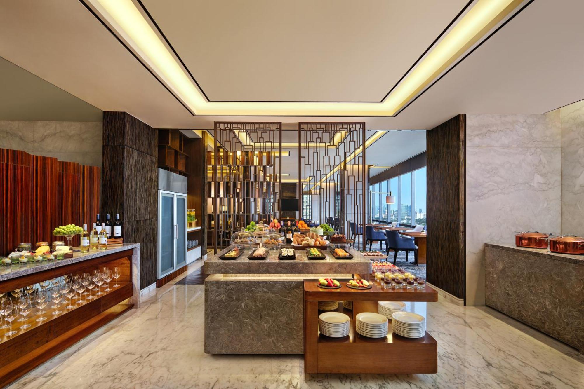 Sheraton Grand Gandaria City Hotel