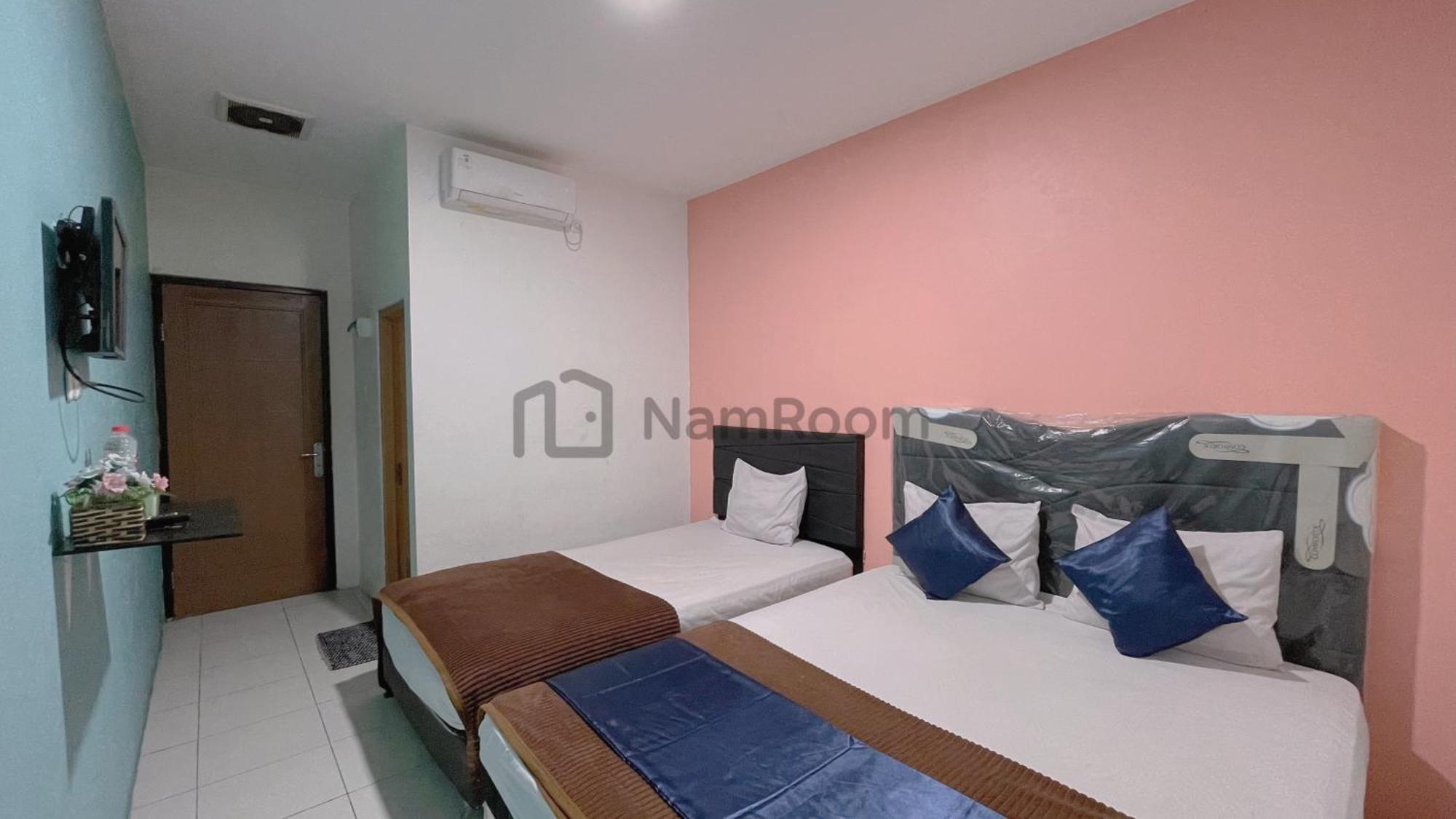 Cempaka By Namroom Guest house Jakarta