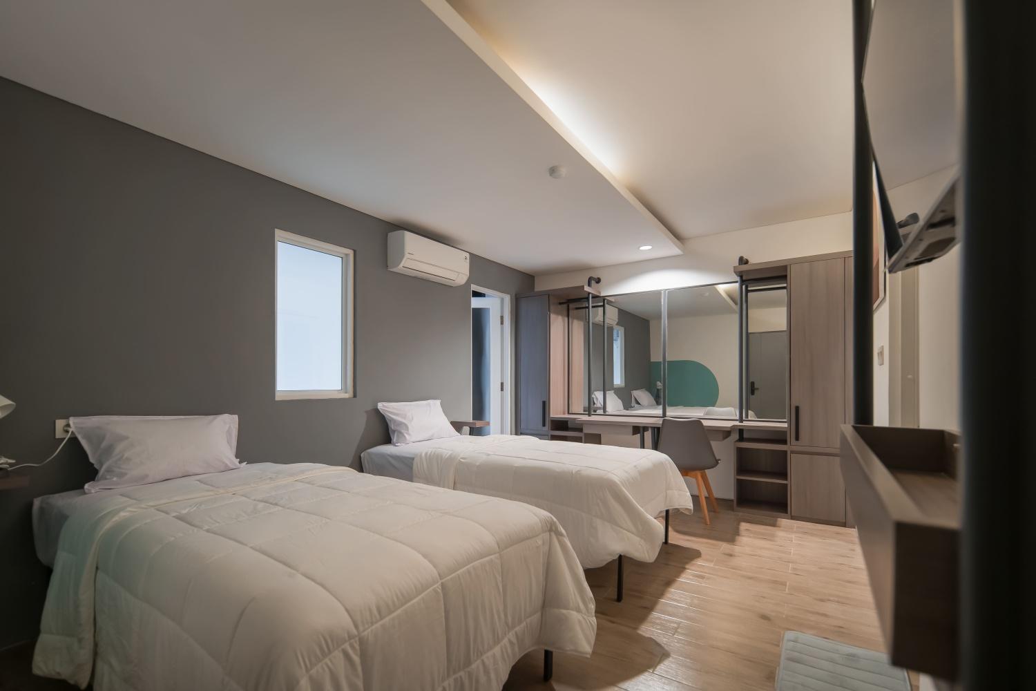 Aparthotel Cove Art Living 3*