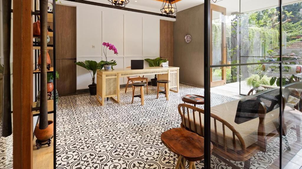 Hotel Daun Menteng 3*
