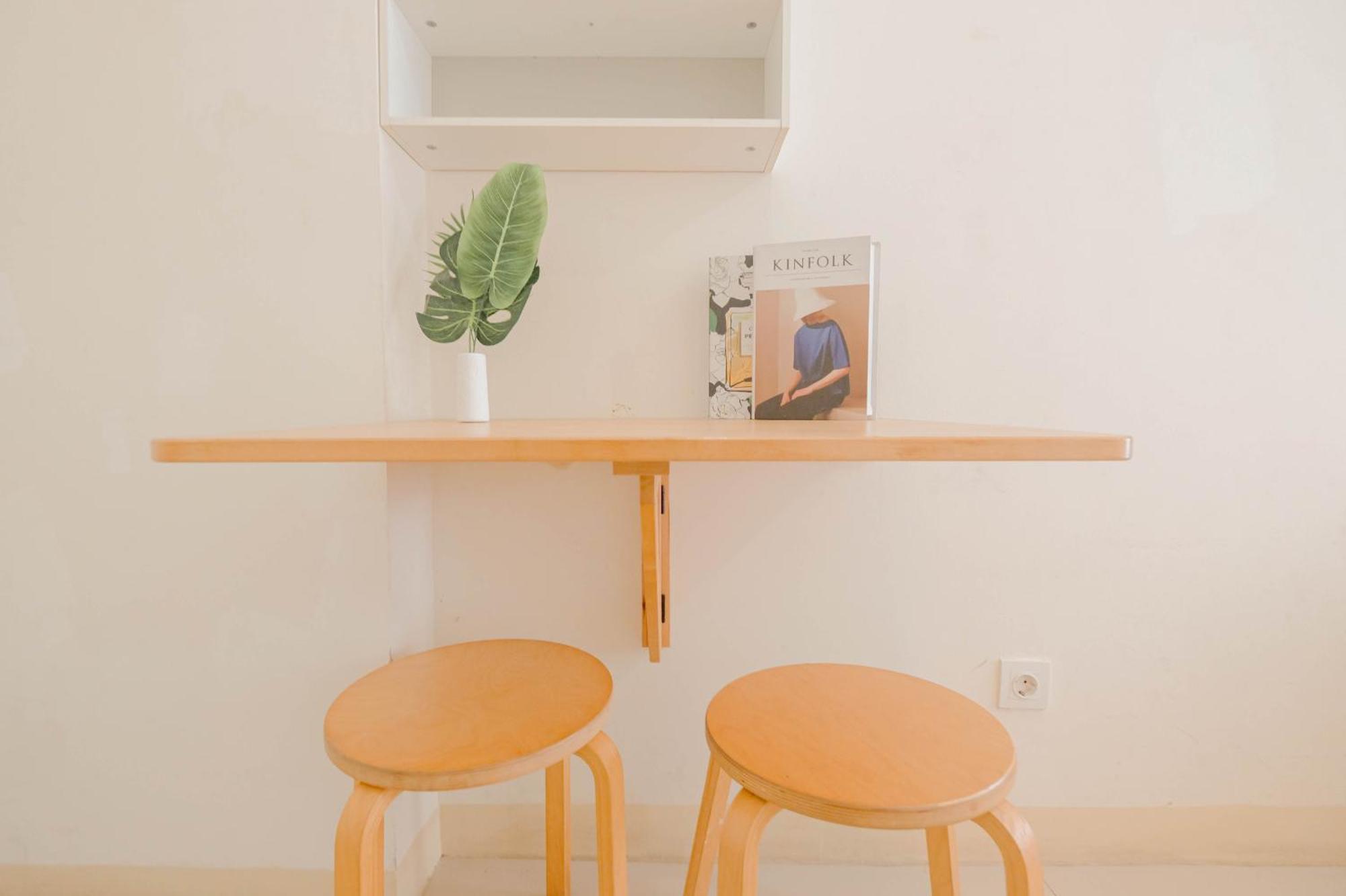 Cozy With Direct Access To Mall At Pramuka By Travelio