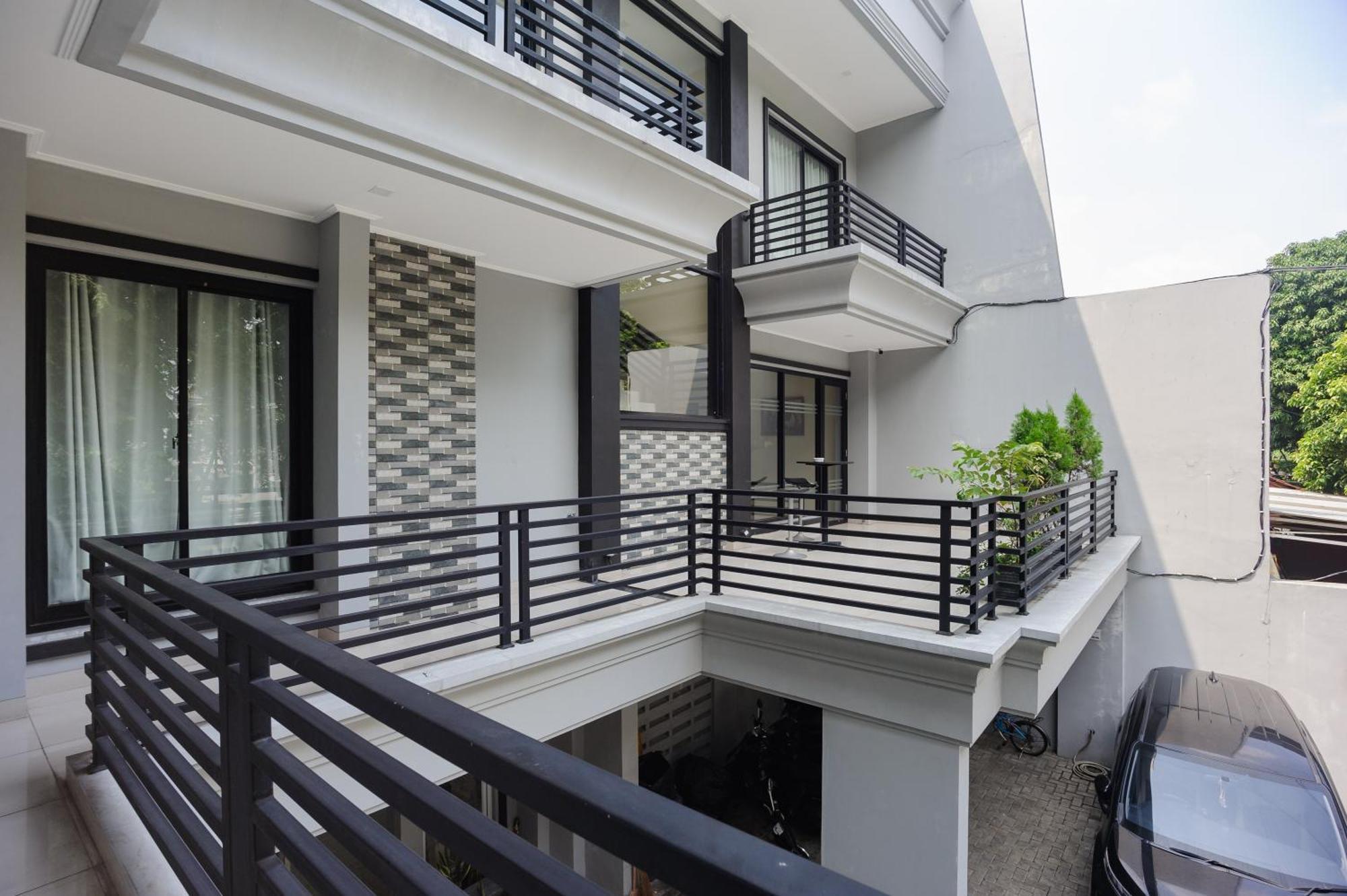 Hotel Reddoorz Near International Velodrome