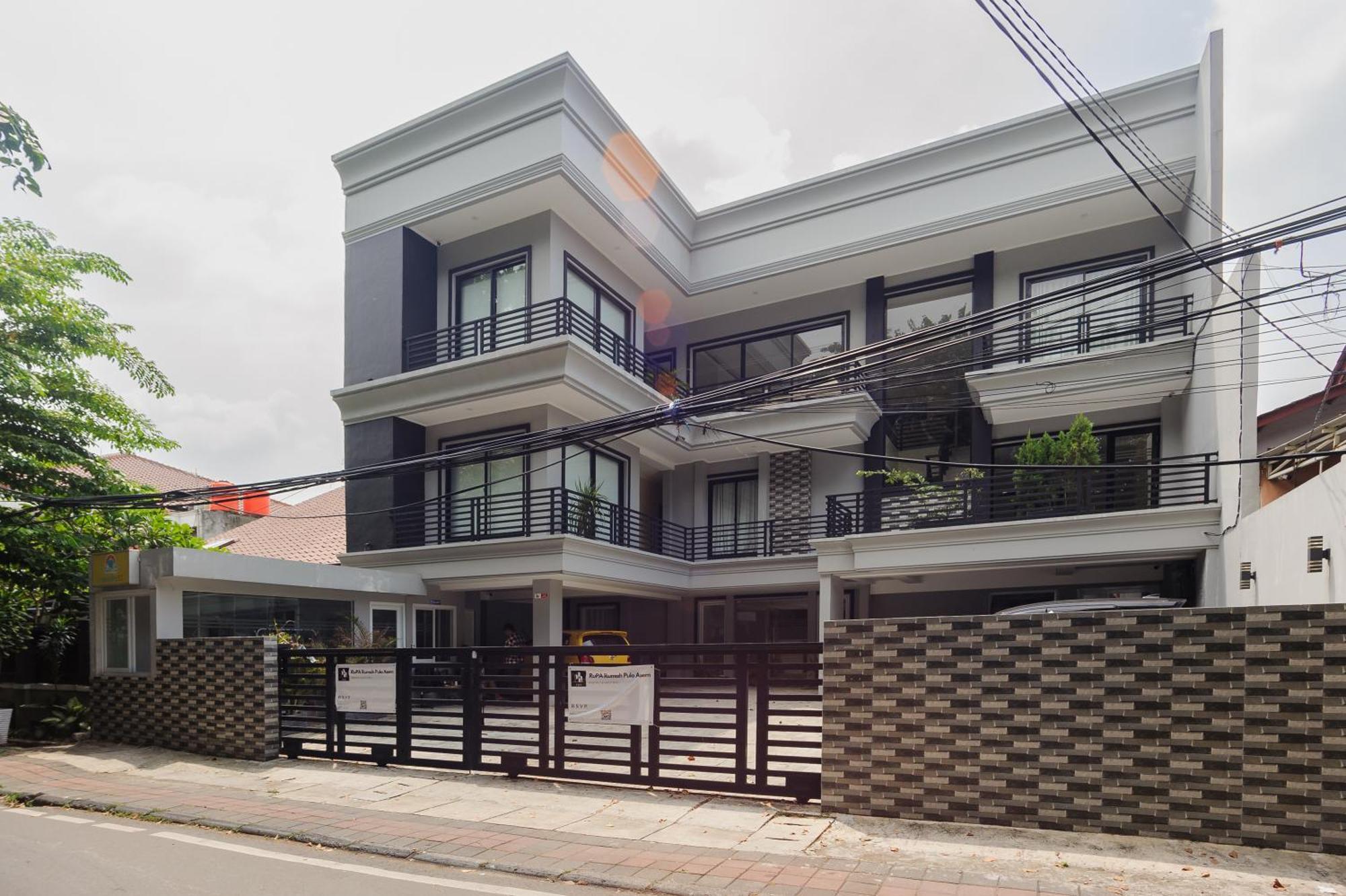 Hotel Reddoorz Near International Velodrome Jakarta