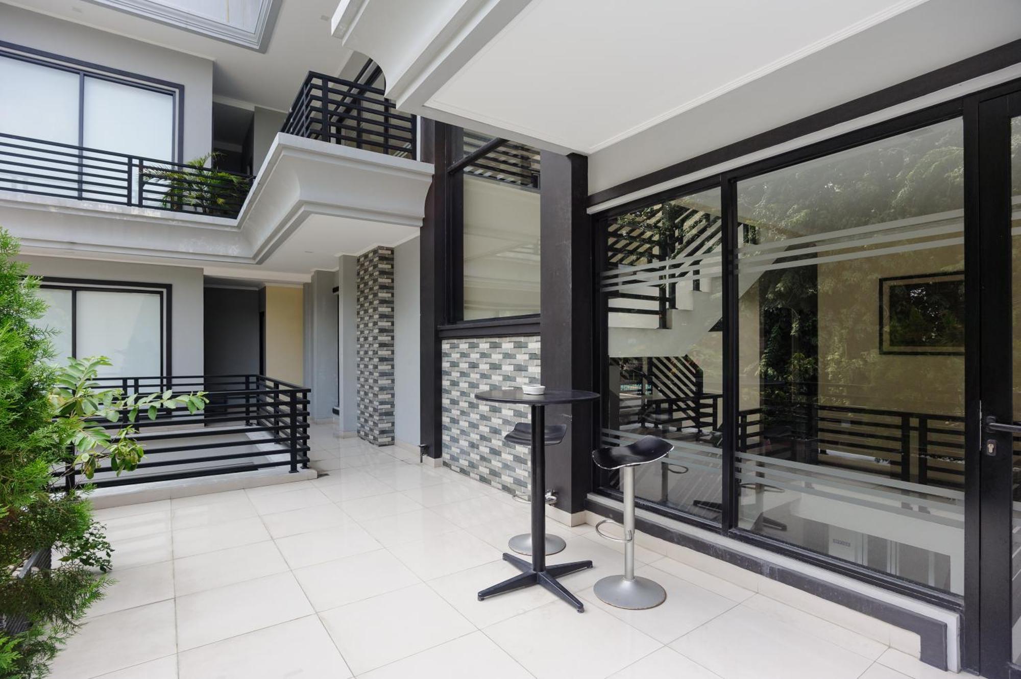 Hotel Reddoorz Near International Velodrome