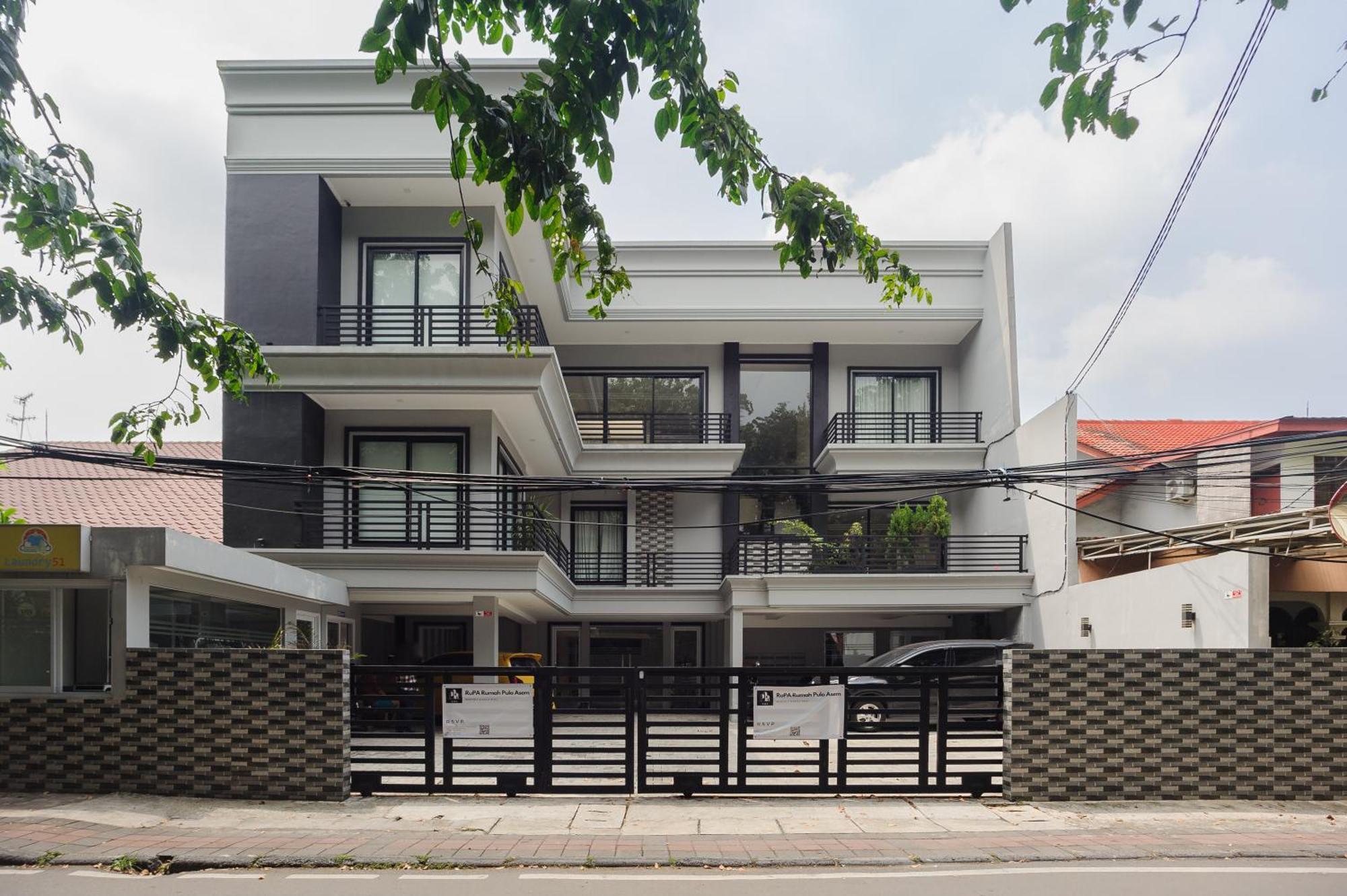 Reddoorz Near International Velodrome Hotel 2*