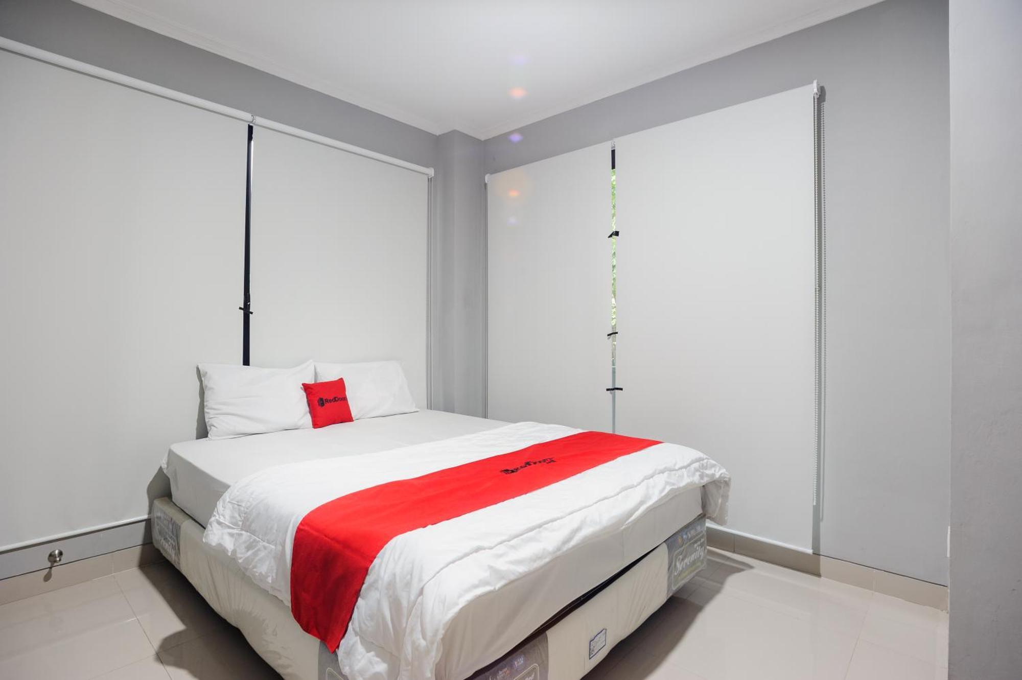 Reddoorz Near International Velodrome Hotel Jakarta