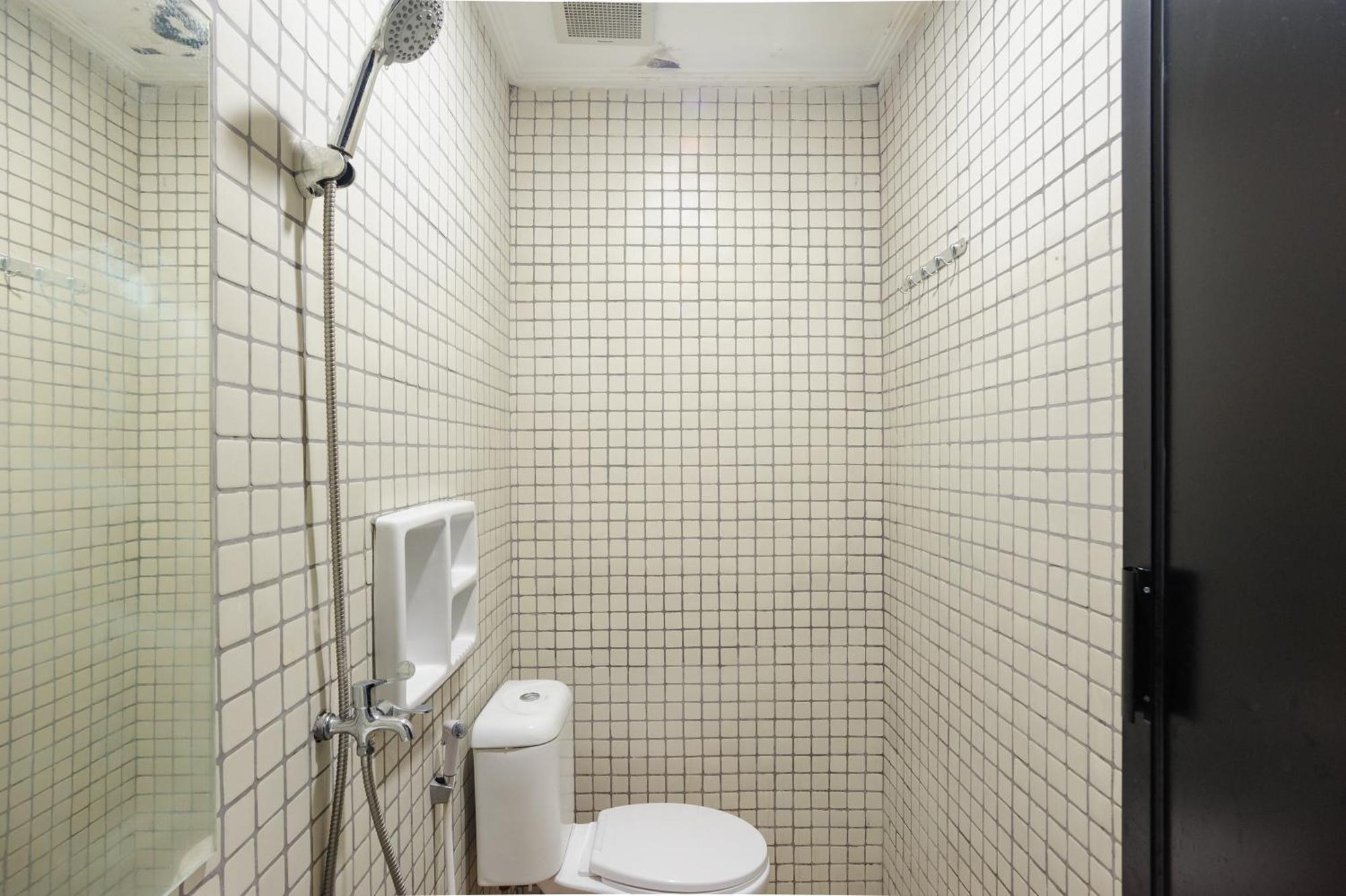 Hotel Reddoorz Near International Velodrome