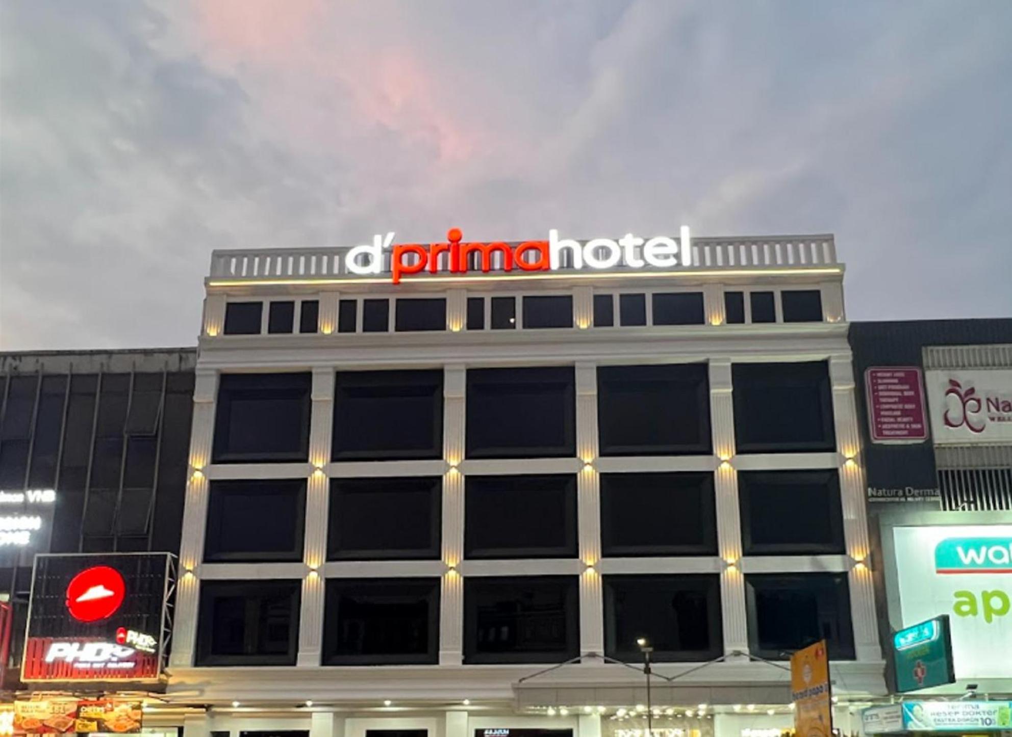 Hotel D'primahotel Pik 3*