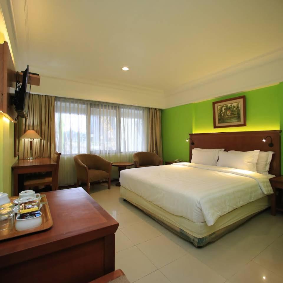 Khách sạn 'd Kuningan Jakarta