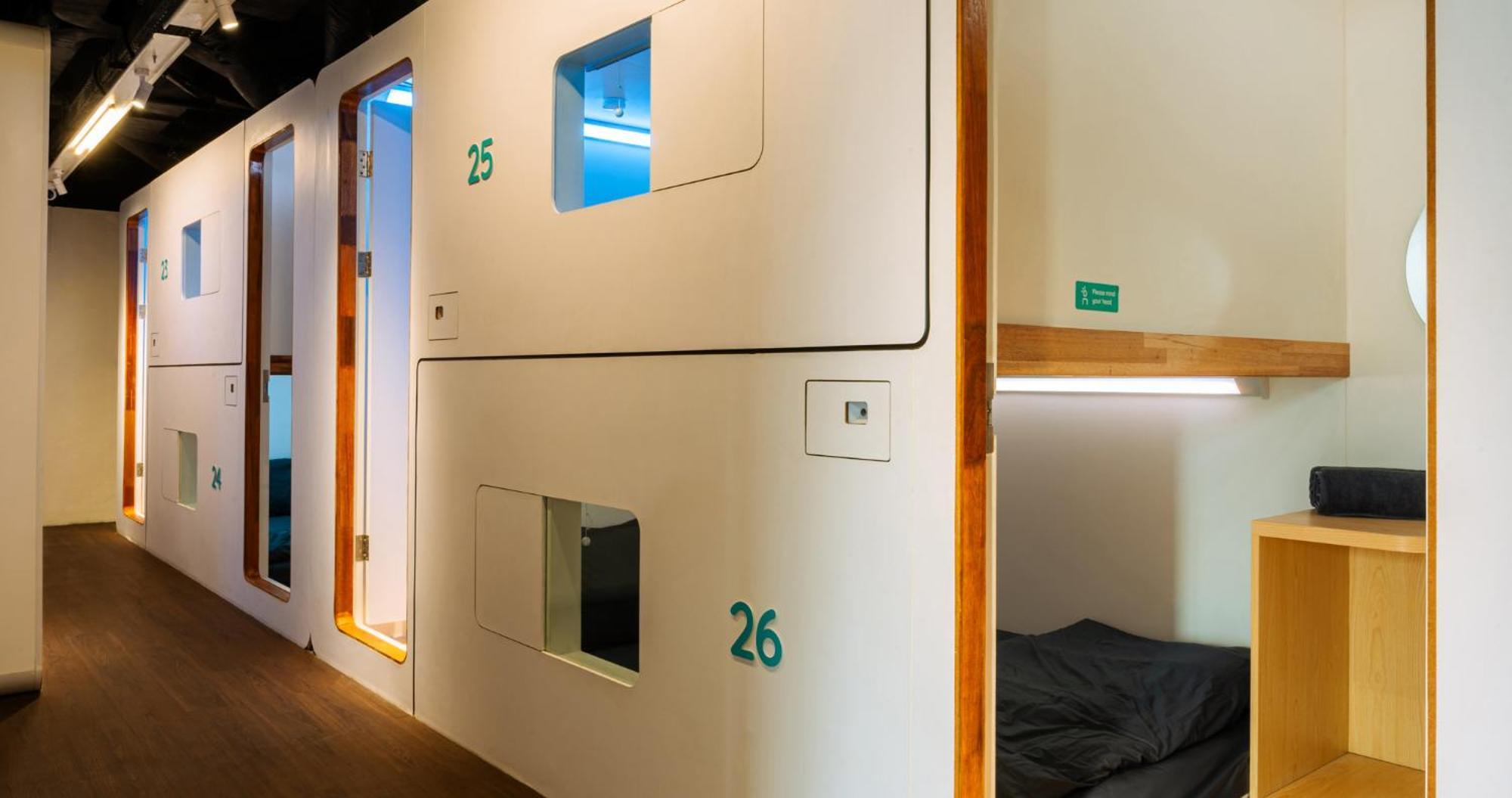 Bobopod Thamrin, Capsule hotel