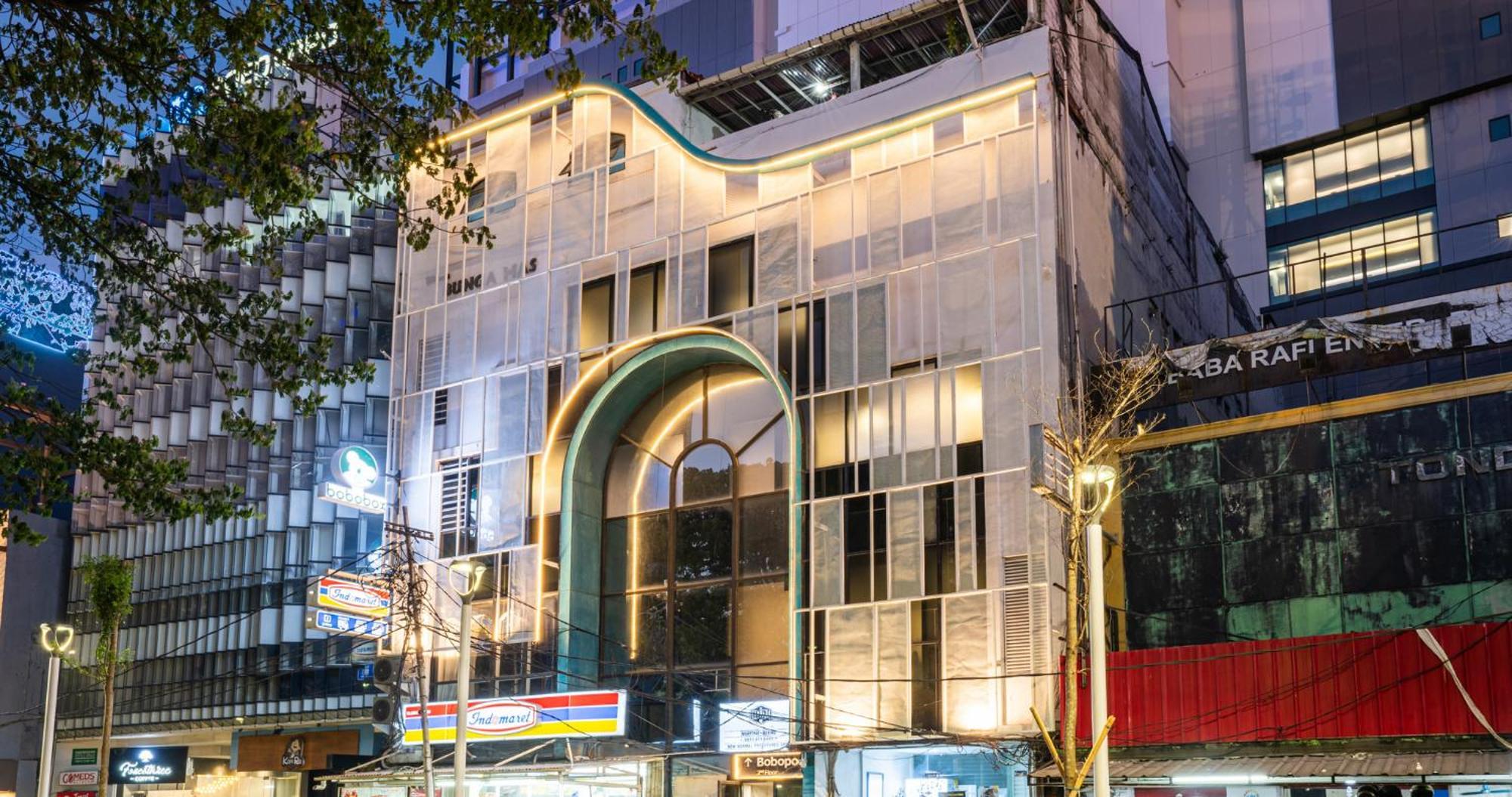 Bobopod Thamrin, Capsule hotel Jakarta
