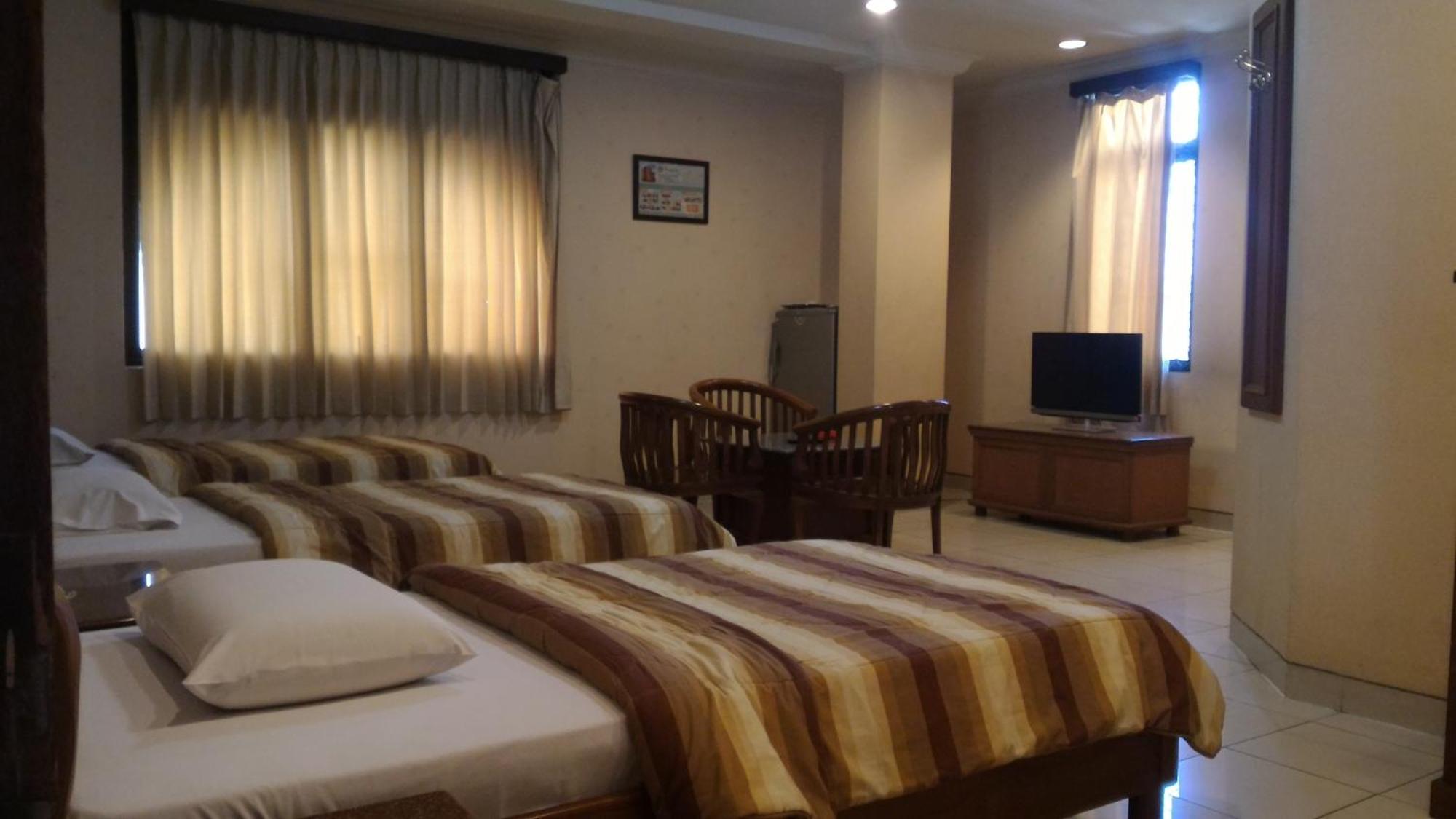 678 Kemang Powered By Cocotel 3*