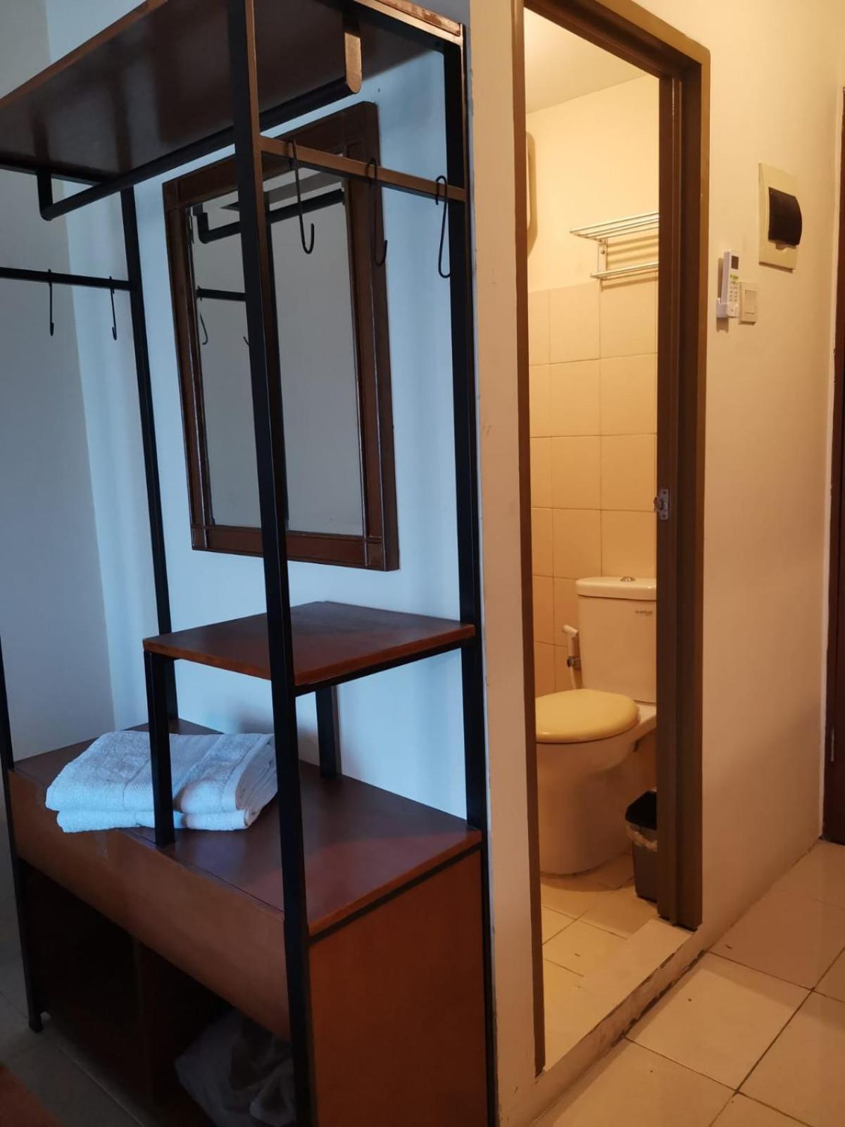 Pleasant05tifolia Aparthotel Jakarta
