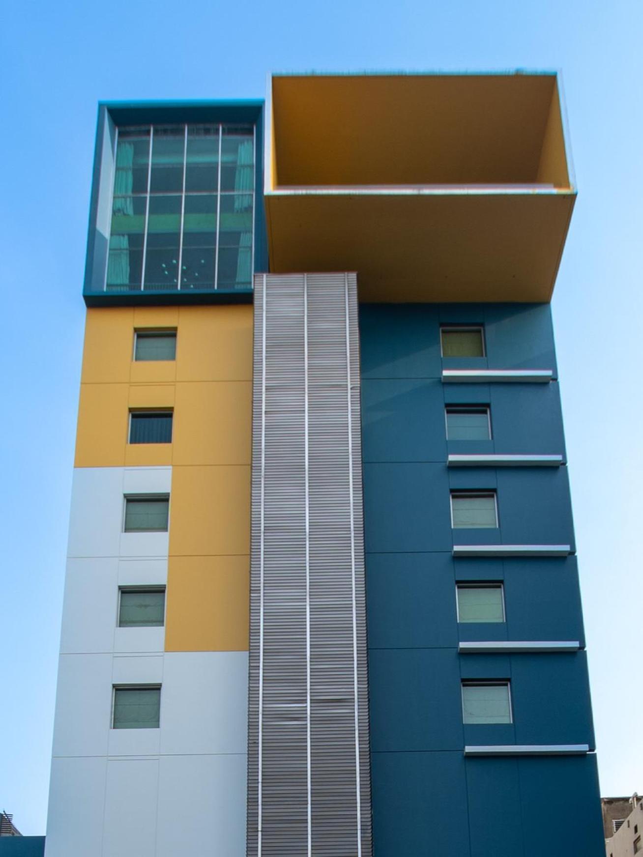 Sparks Life Jakarta, Artotel Curated 4*