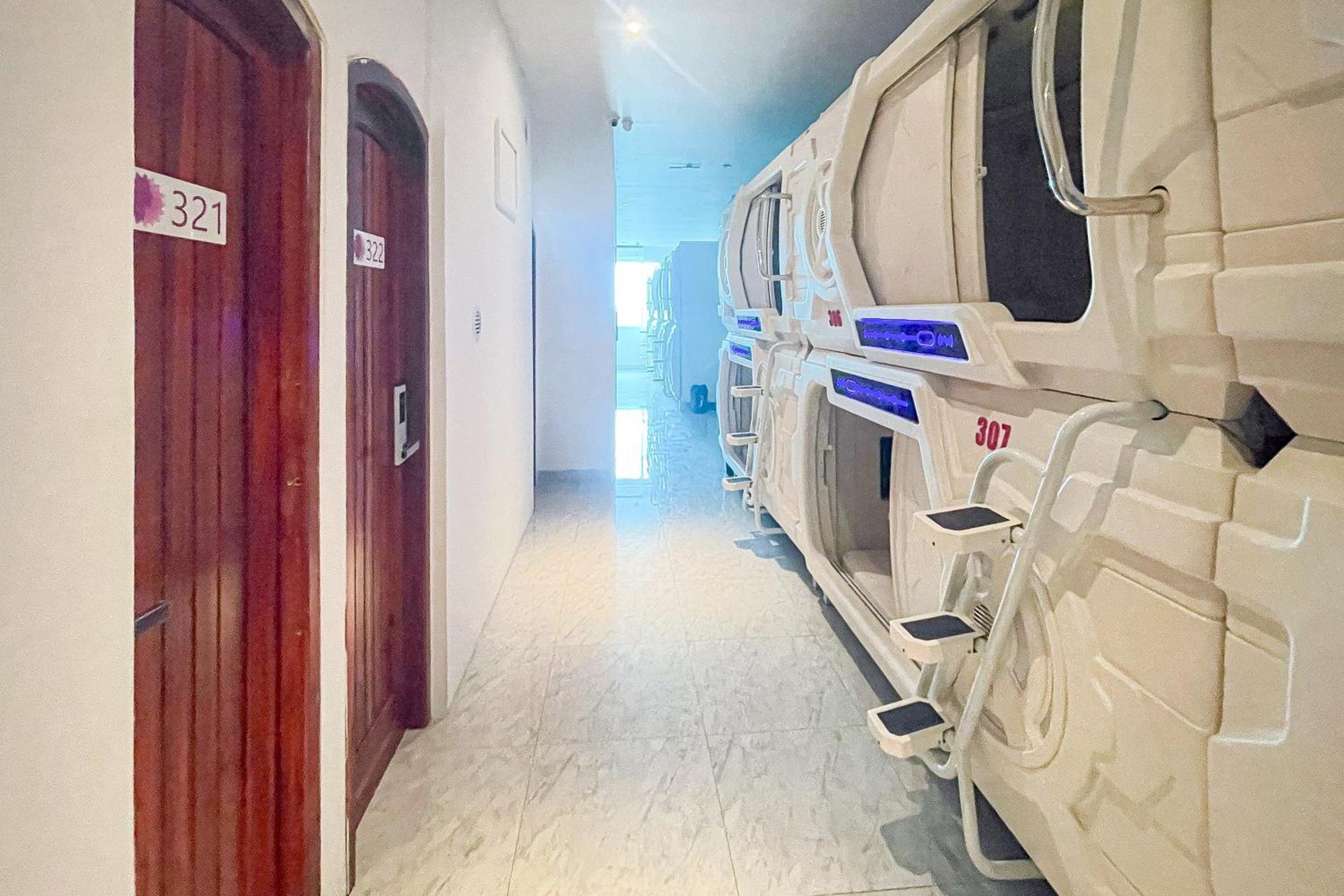 Reddoorz Capsule At Batu Tulis Hotel *
