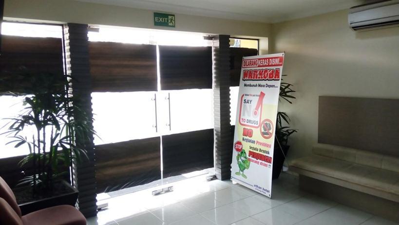 Ethan Cilincing Plaza * Jakarta