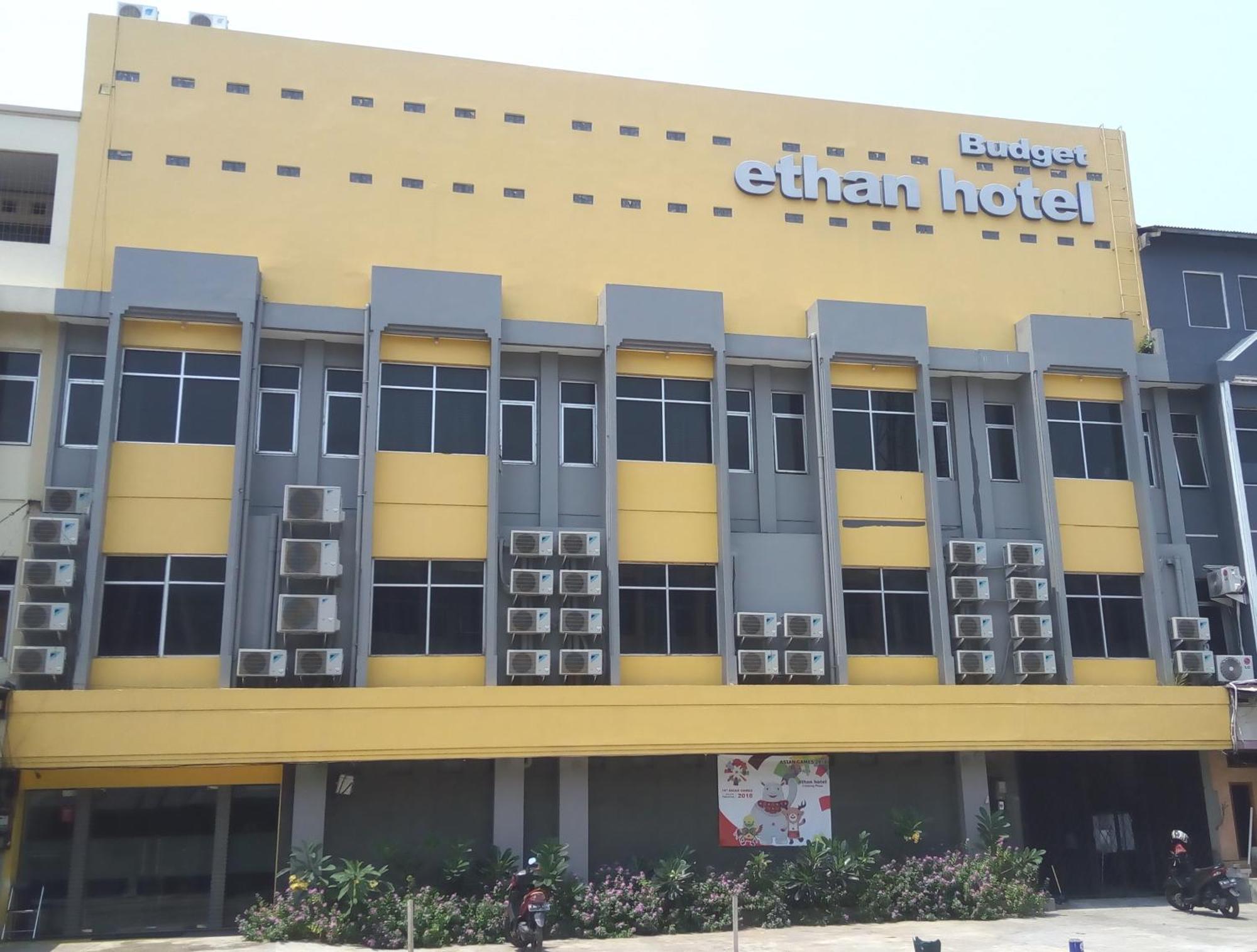 Ethan Cilincing Plaza Hotel
