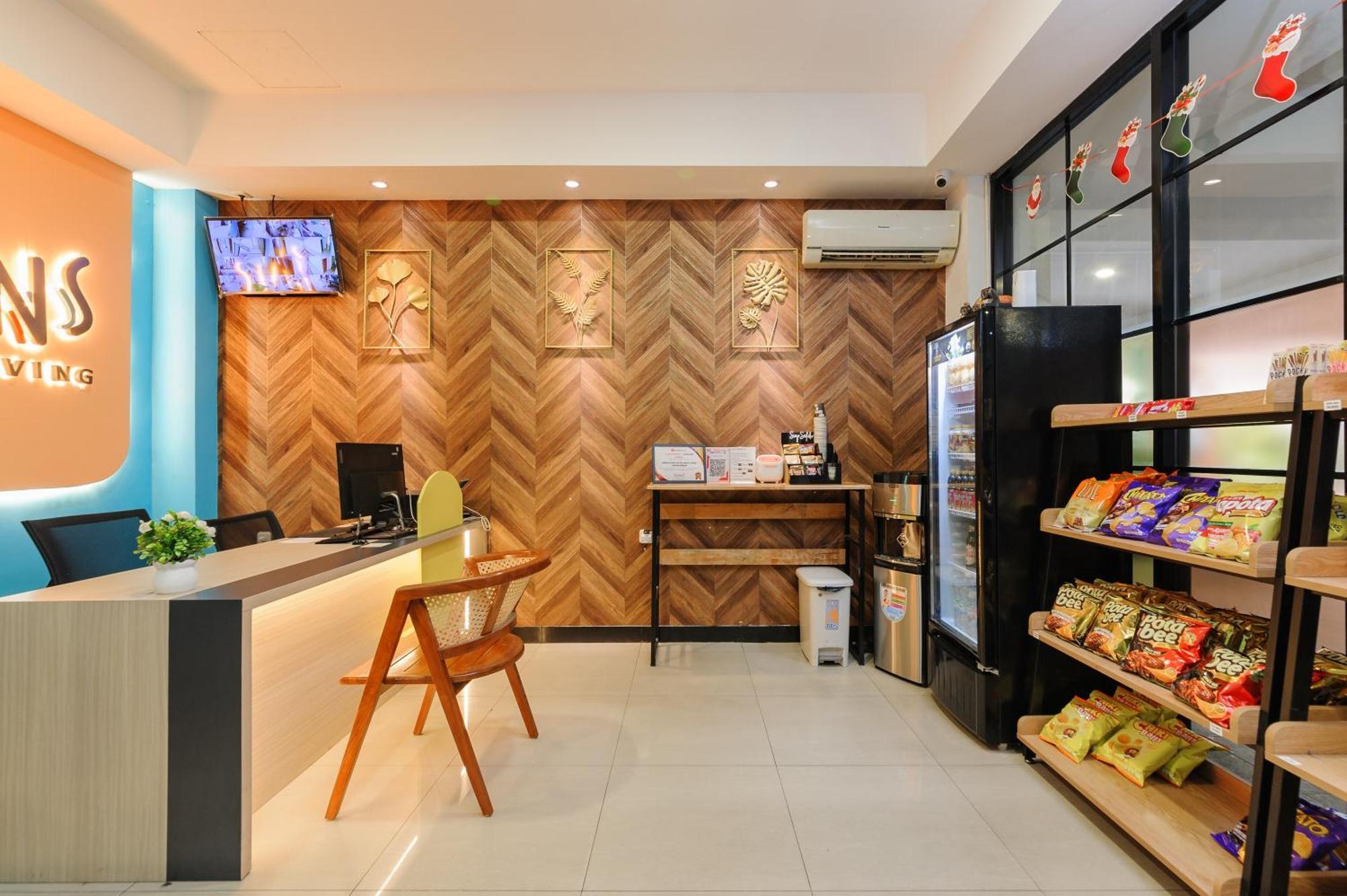 Hotel Sans Hotel Max Living Cengkareng Jakarta