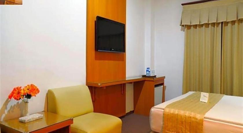Puri Mega 3* Jakarta