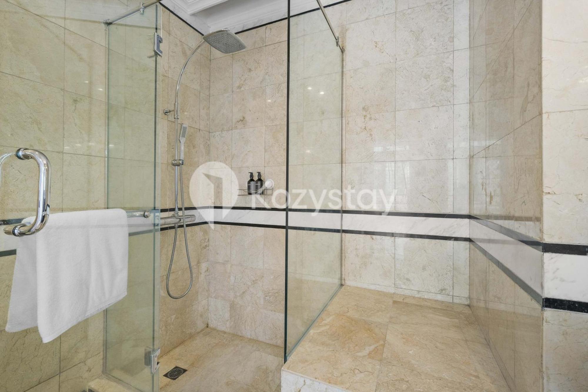 Camila By Kozystay - Kuningan Apartment *
